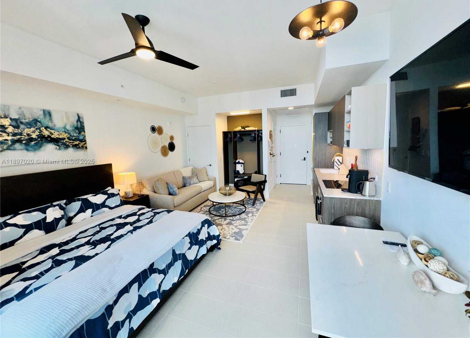 Small Image of 159 NORTH EAST 6TH ST #4906, Miami Number 17