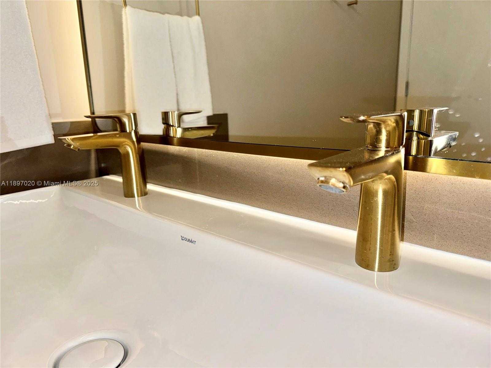 Small Image of 159 NORTH EAST 6TH ST #4906, Miami Number 29
