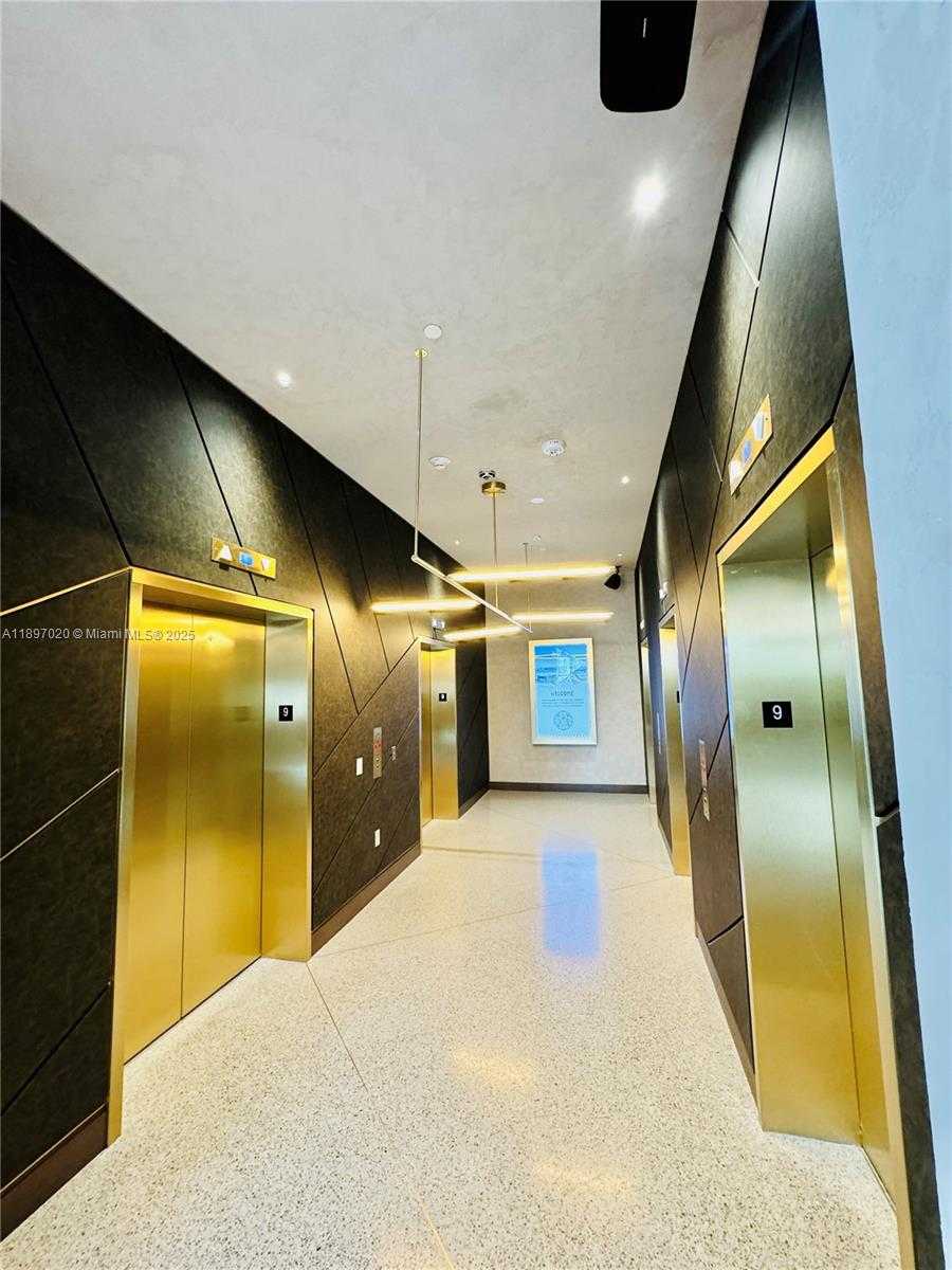 Small Image of 159 NORTH EAST 6TH ST #4906, Miami Number 52