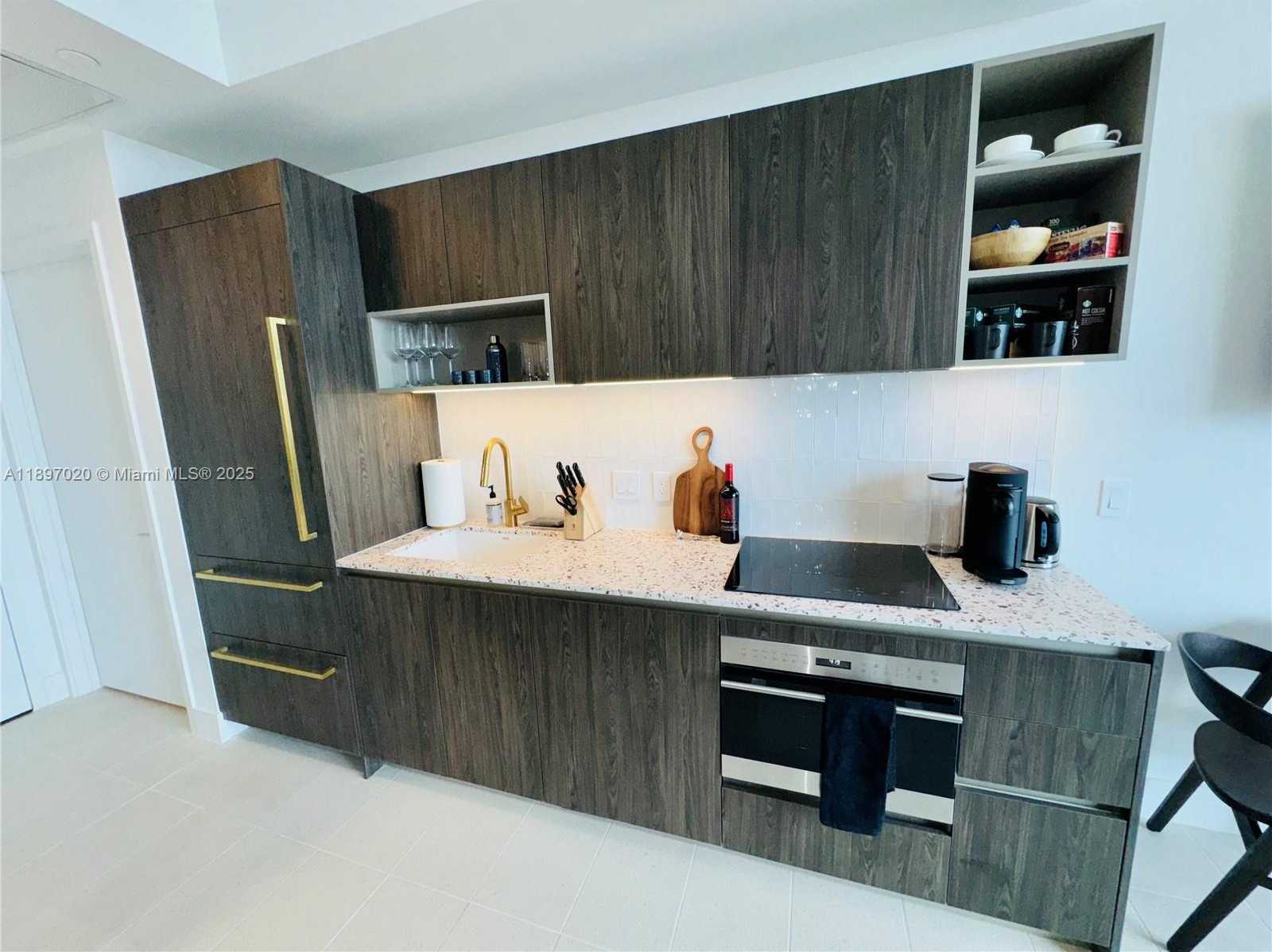 Small Image of 159 NORTH EAST 6TH ST #4906, Miami Number 6
