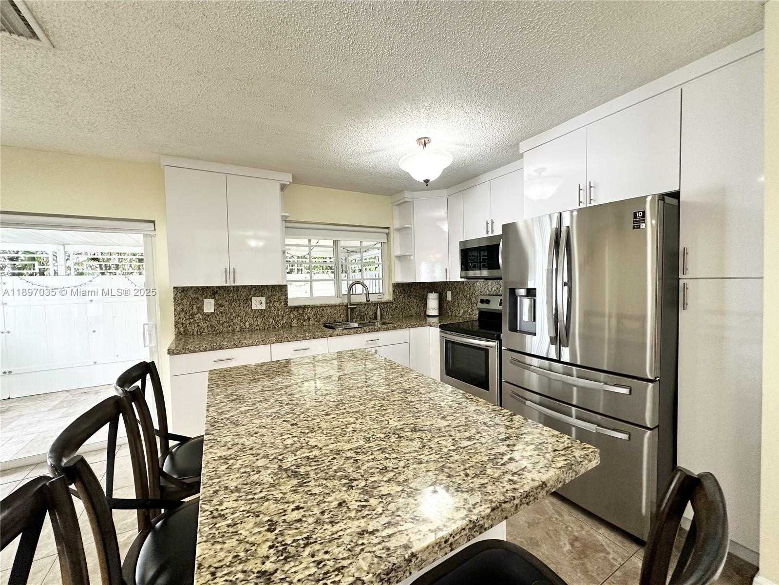 Small Image of 6097 SOUTH WEST 128TH CT, Miami Number 10