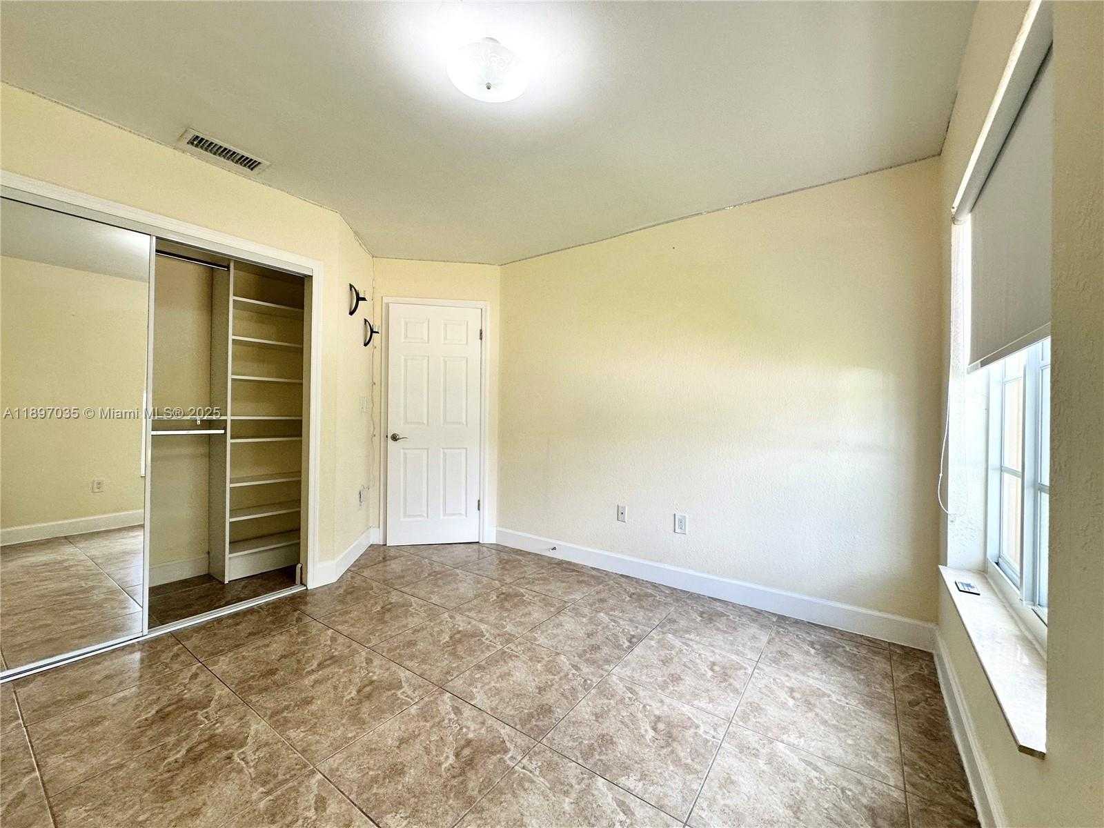 Small Image of 6097 SOUTH WEST 128TH CT, Miami Number 23
