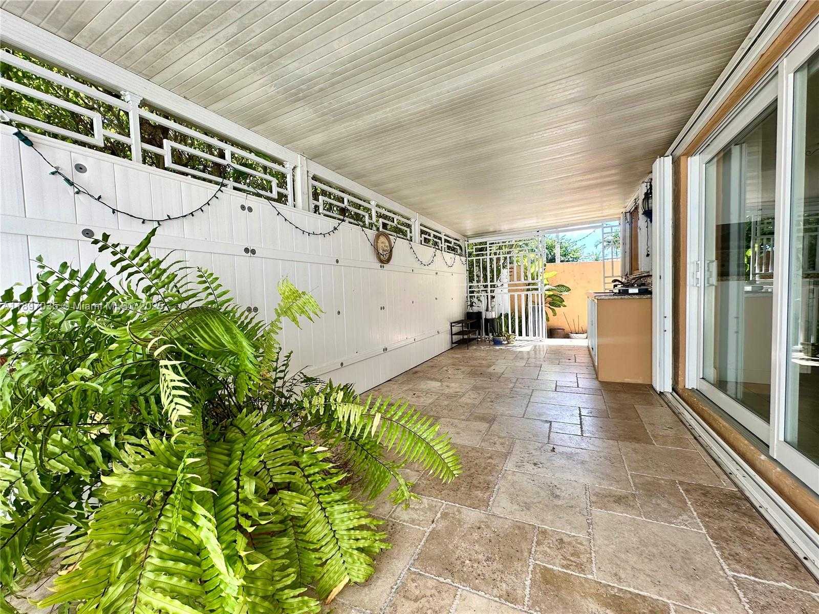 Small Image of 6097 SOUTH WEST 128TH CT, Miami Number 30