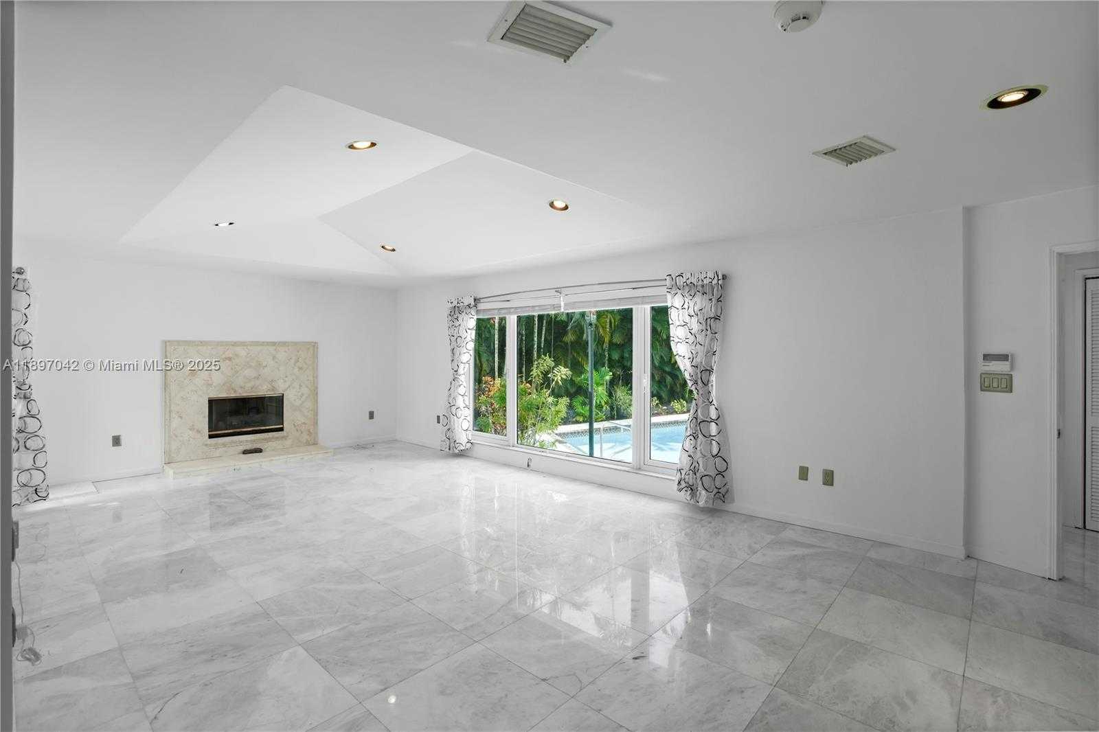 Small Image of 1436 MANTUA AVE #., Coral Gables Number 11