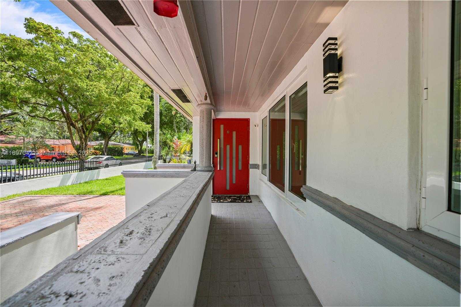 Small Image of 1436 MANTUA AVE #., Coral Gables Number 3
