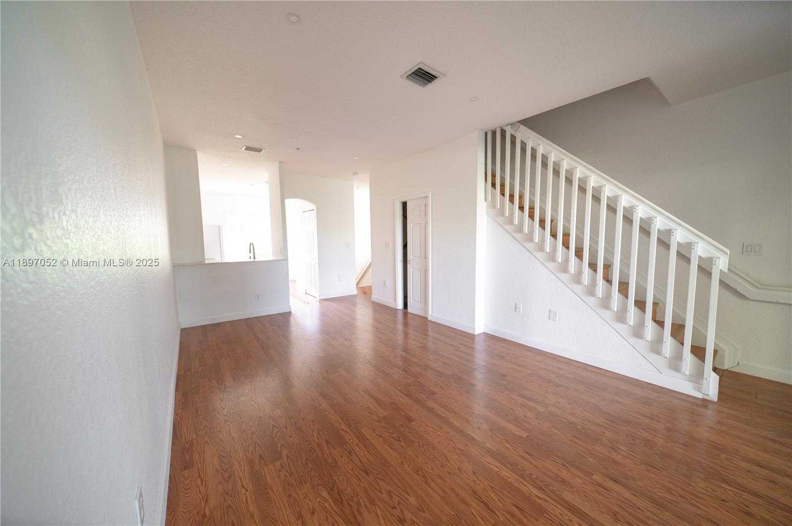 Small Image of 5670 NORTH WEST 116TH AVE #212, Doral Number 18