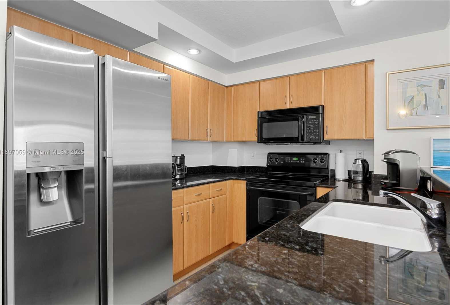 Small Image of 6917 COLLINS AVE #1203, Miami Beach Number 10