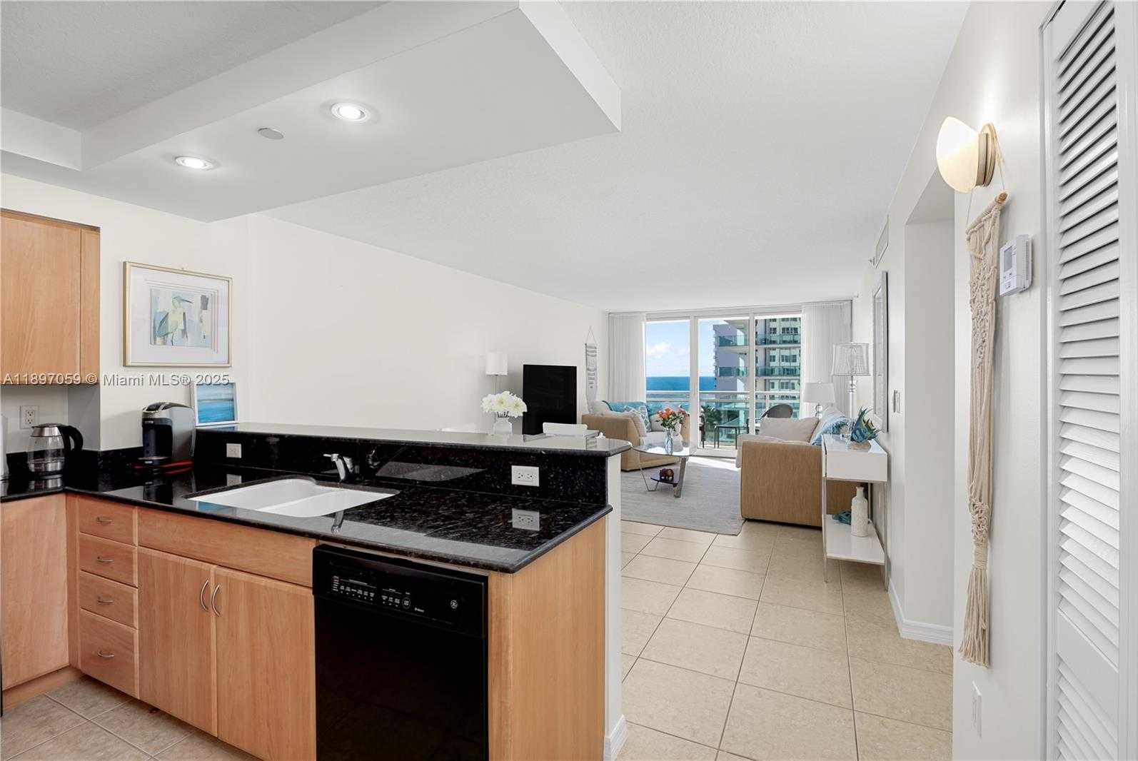 Small Image of 6917 COLLINS AVE #1203, Miami Beach Number 8