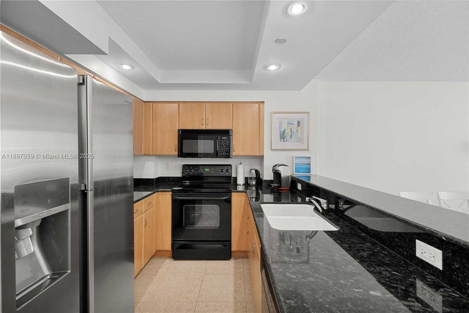 Small Image of 6917 COLLINS AVE #1203, Miami Beach Number 9