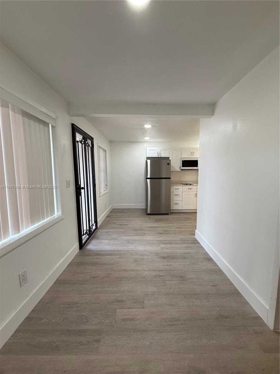 Small Image of 1200 NORTH EAST 128TH ST, North Miami Number 18