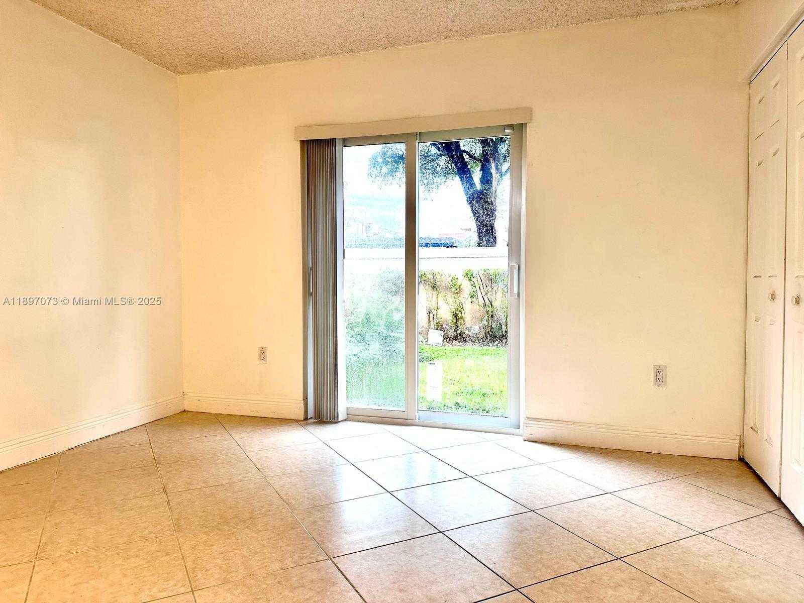 Small Image of 510 NORTH WEST 86TH PL #12-106, Miami Number 19