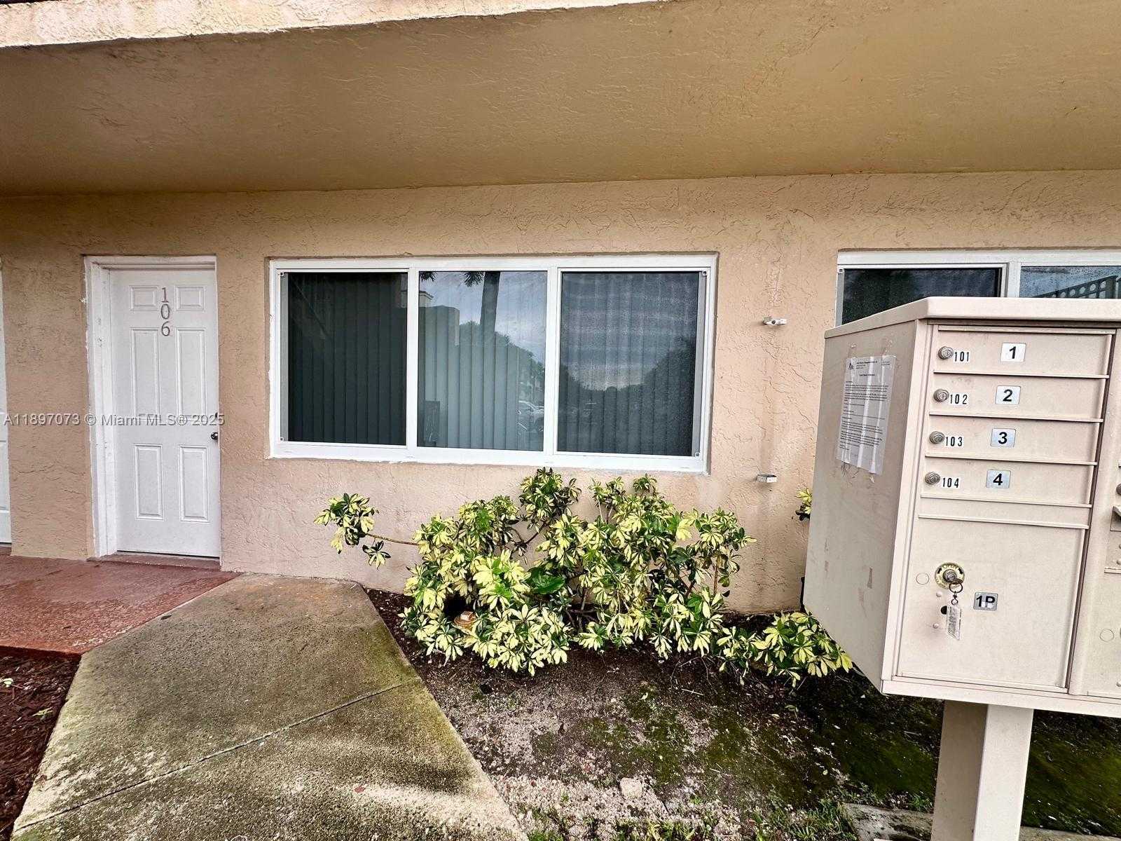 Small Image of 510 NORTH WEST 86TH PL #12-106, Miami Number 3