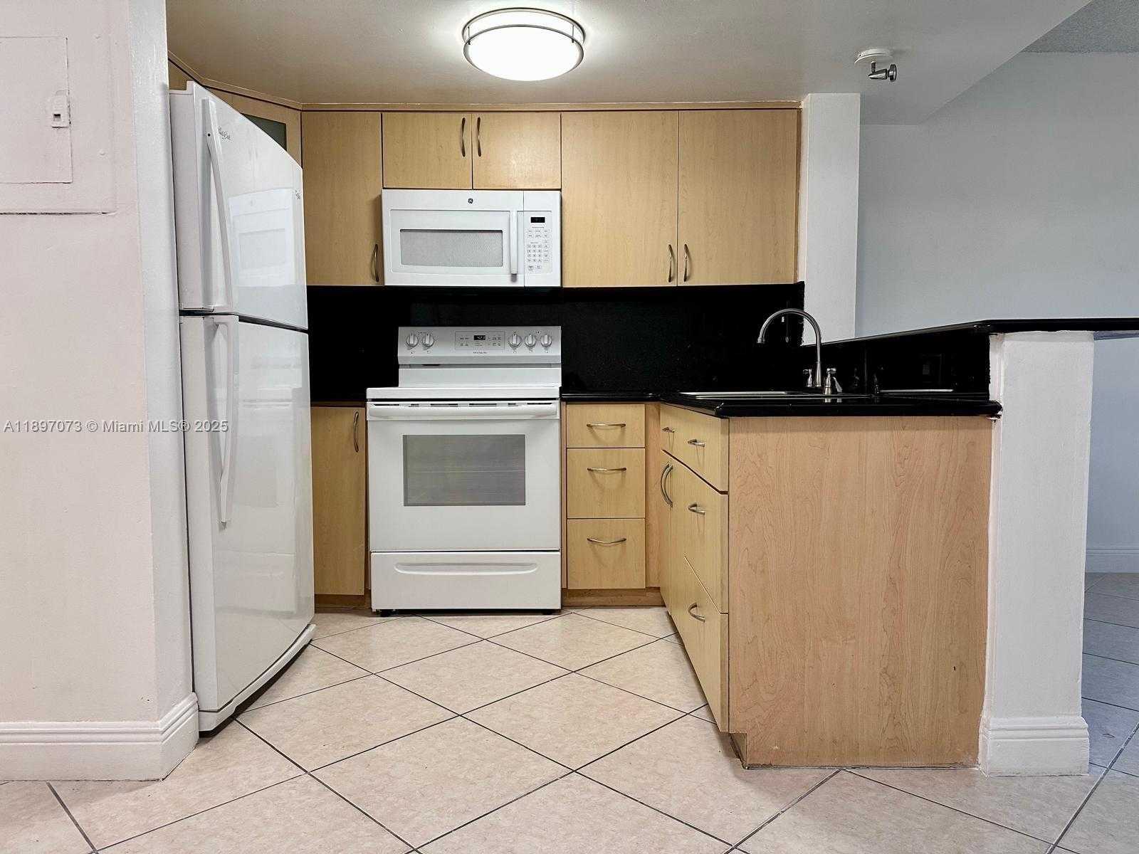 Small Image of 510 NORTH WEST 86TH PL #12-106, Miami Number 5
