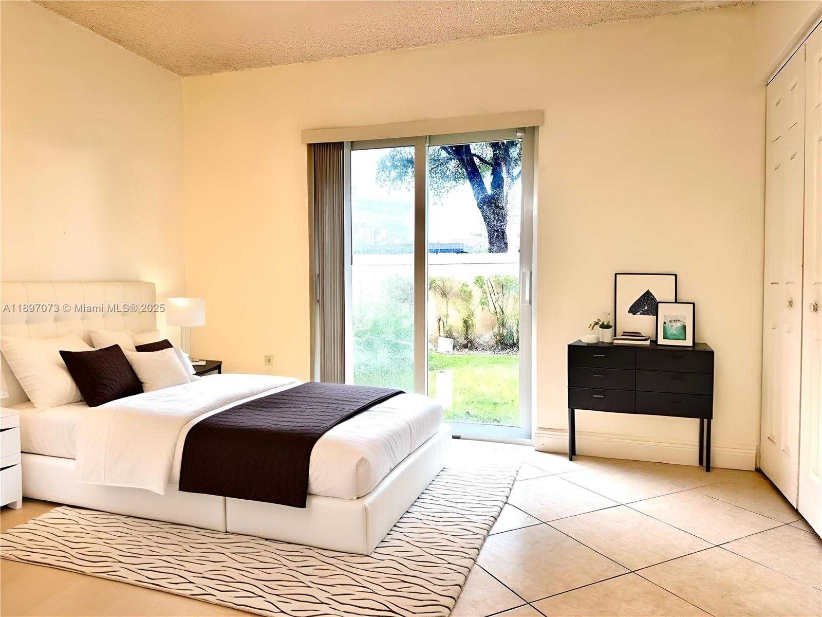 Small Image of 510 NORTH WEST 86TH PL #12-106, Miami Number 6