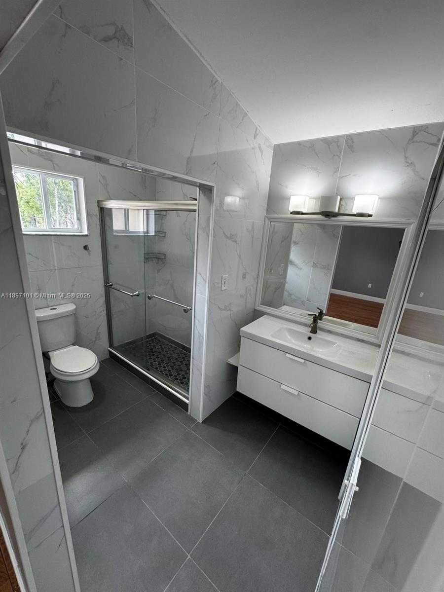 Small Image of 14036 SOUTH WEST 179TH ST #14036, Miami Number 21
