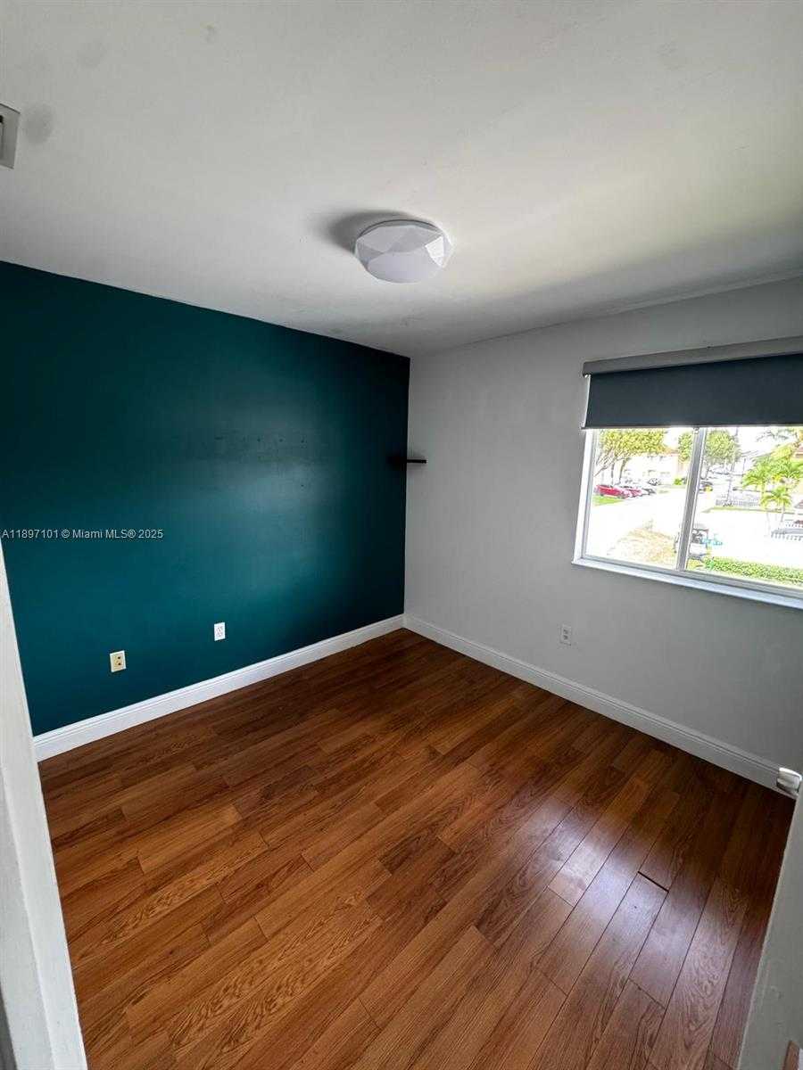 Small Image of 14036 SOUTH WEST 179TH ST #14036, Miami Number 23