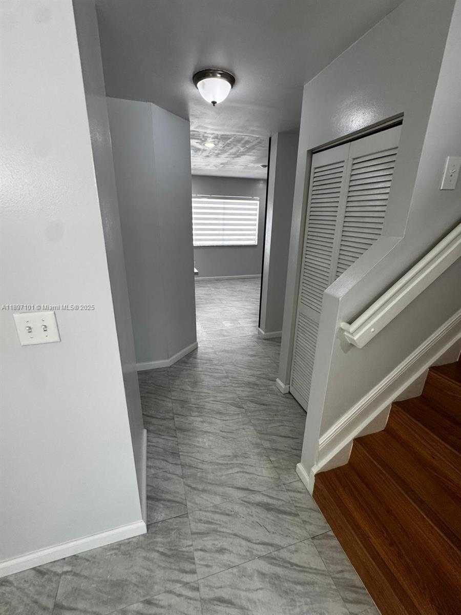 Small Image of 14036 SOUTH WEST 179TH ST #14036, Miami Number 5