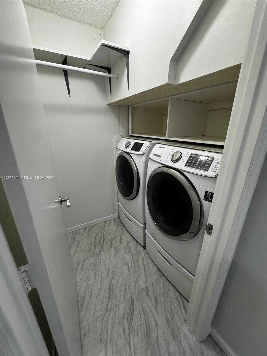 Small Image of 14036 SOUTH WEST 179TH ST #14036, Miami Number 7
