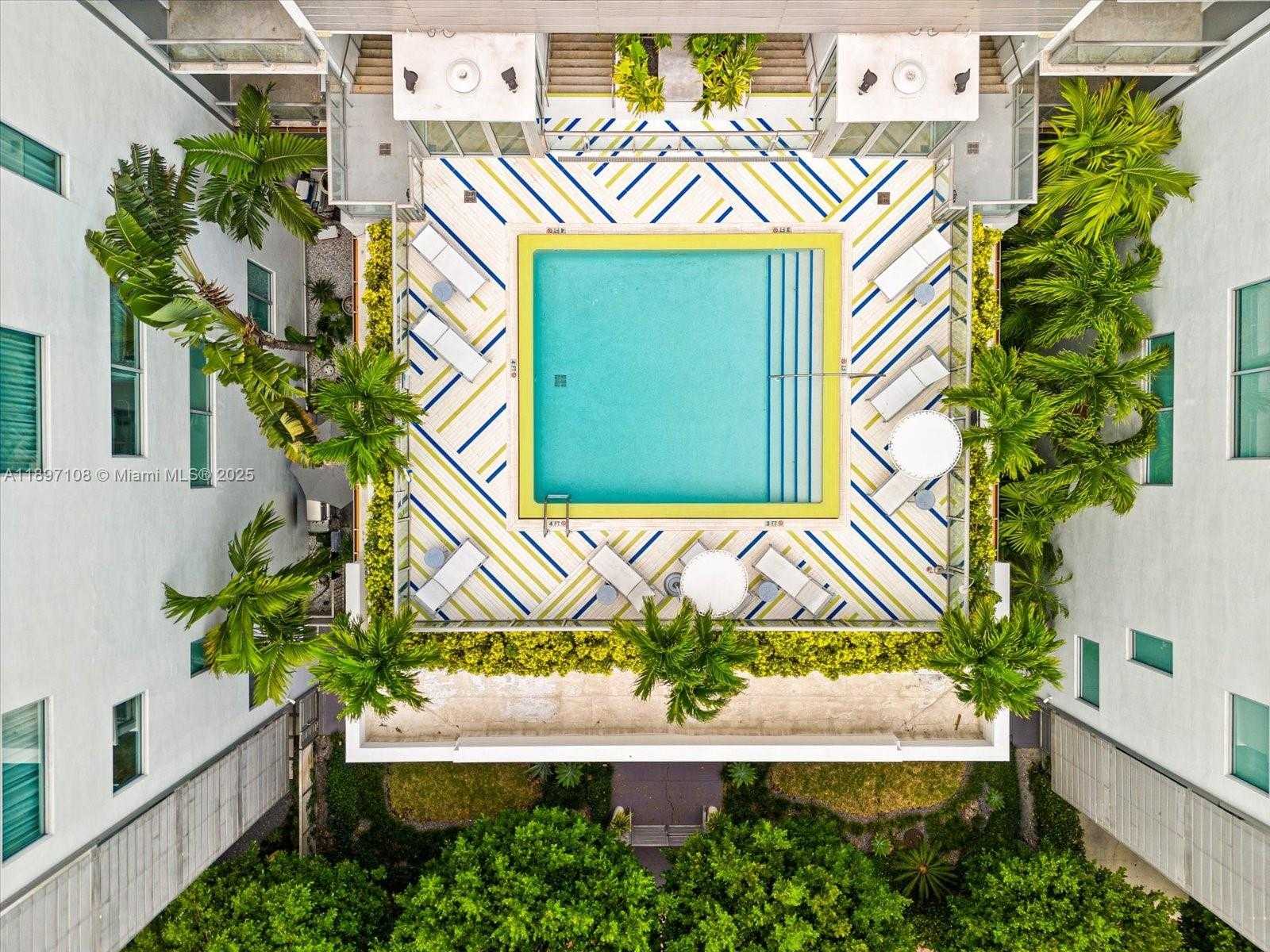 Small Image of 1700 MERIDIAN AVE #203, Miami Beach Number 25