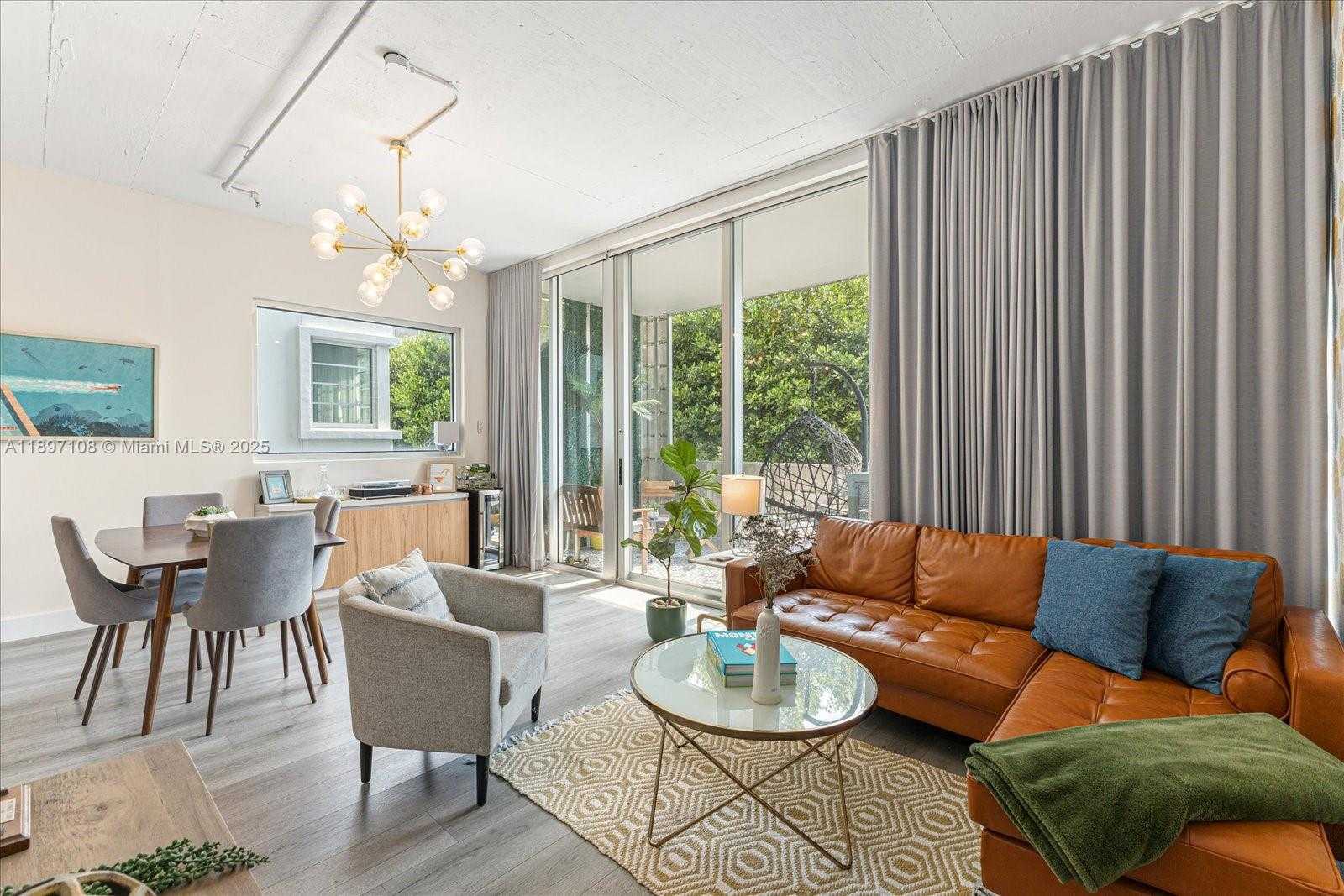 Small Image of 1700 MERIDIAN AVE #203, Miami Beach Number 4