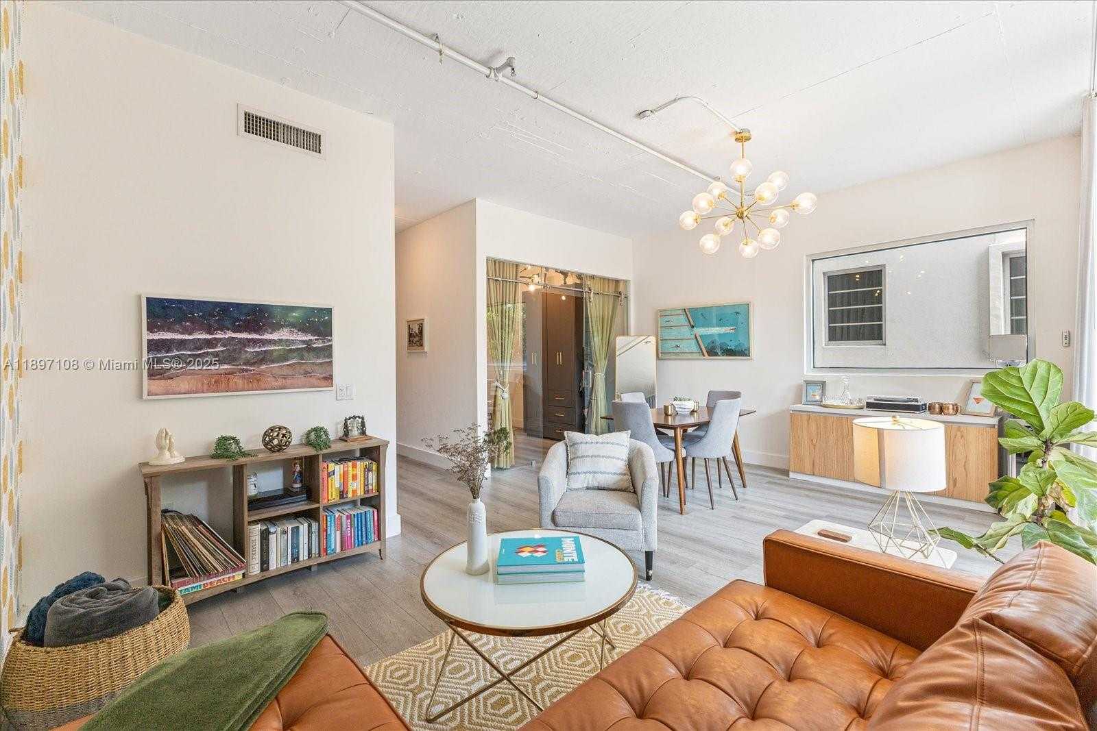 Small Image of 1700 MERIDIAN AVE #203, Miami Beach Number 5