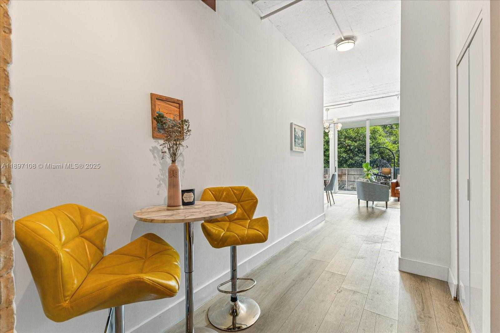 Small Image of 1700 MERIDIAN AVE #203, Miami Beach Number 9