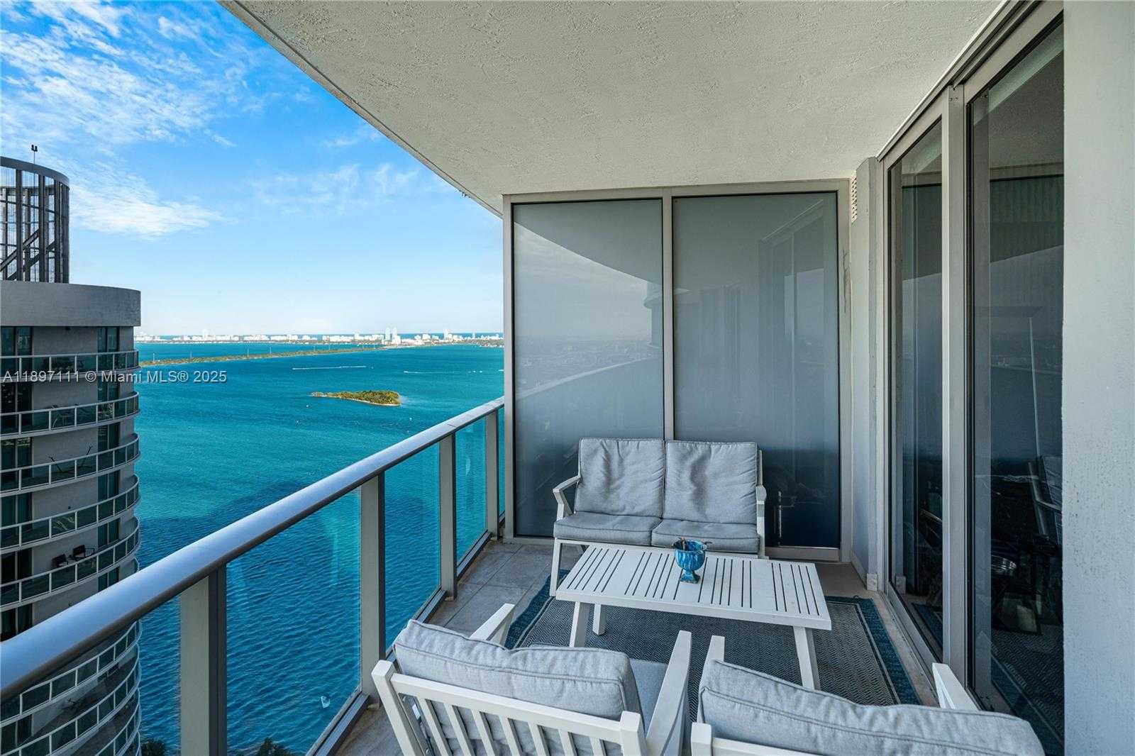 Small Image of Miami Number 28