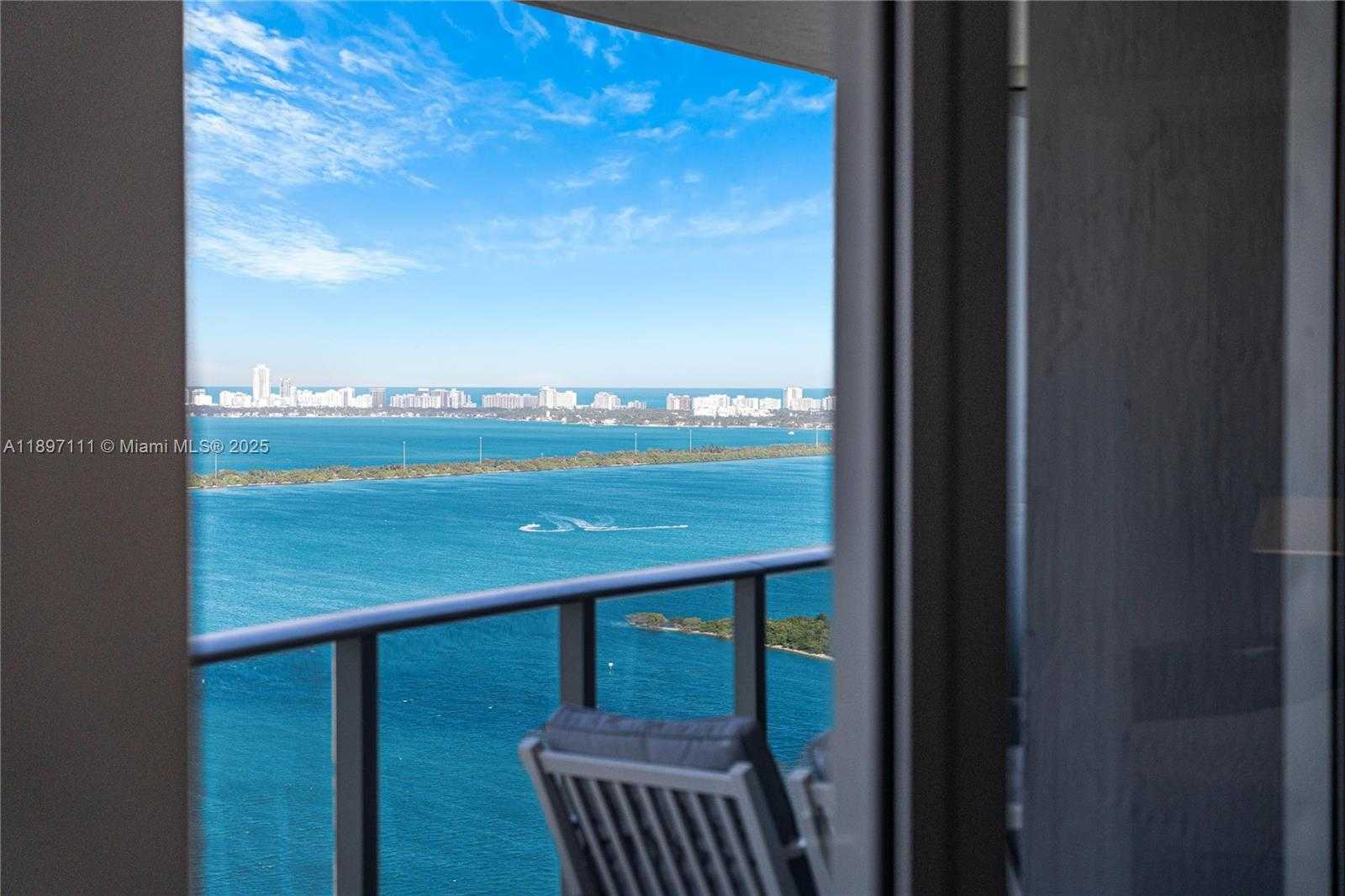 Small Image of Miami Number 39