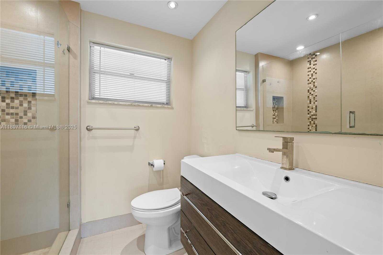 Small Image of 329 SOUTH EAST 3RD ST #103S, Hallandale Beach Number 17