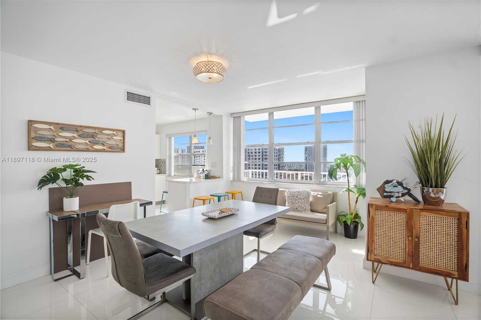 Small Image of 2851 NORTH EAST 183RD ST #1816E, Aventura Number 10