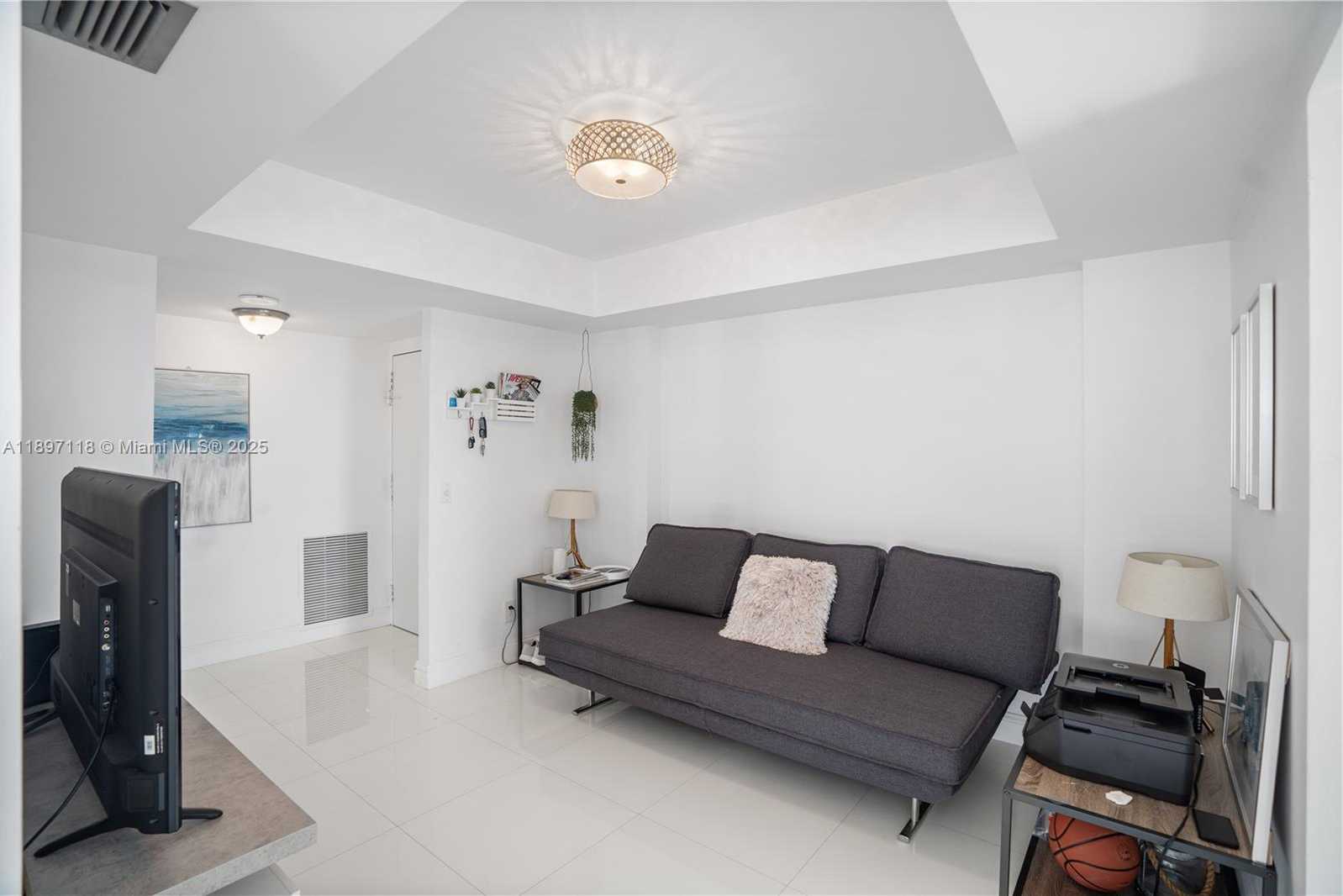 Small Image of 2851 NORTH EAST 183RD ST #1816E, Aventura Number 17