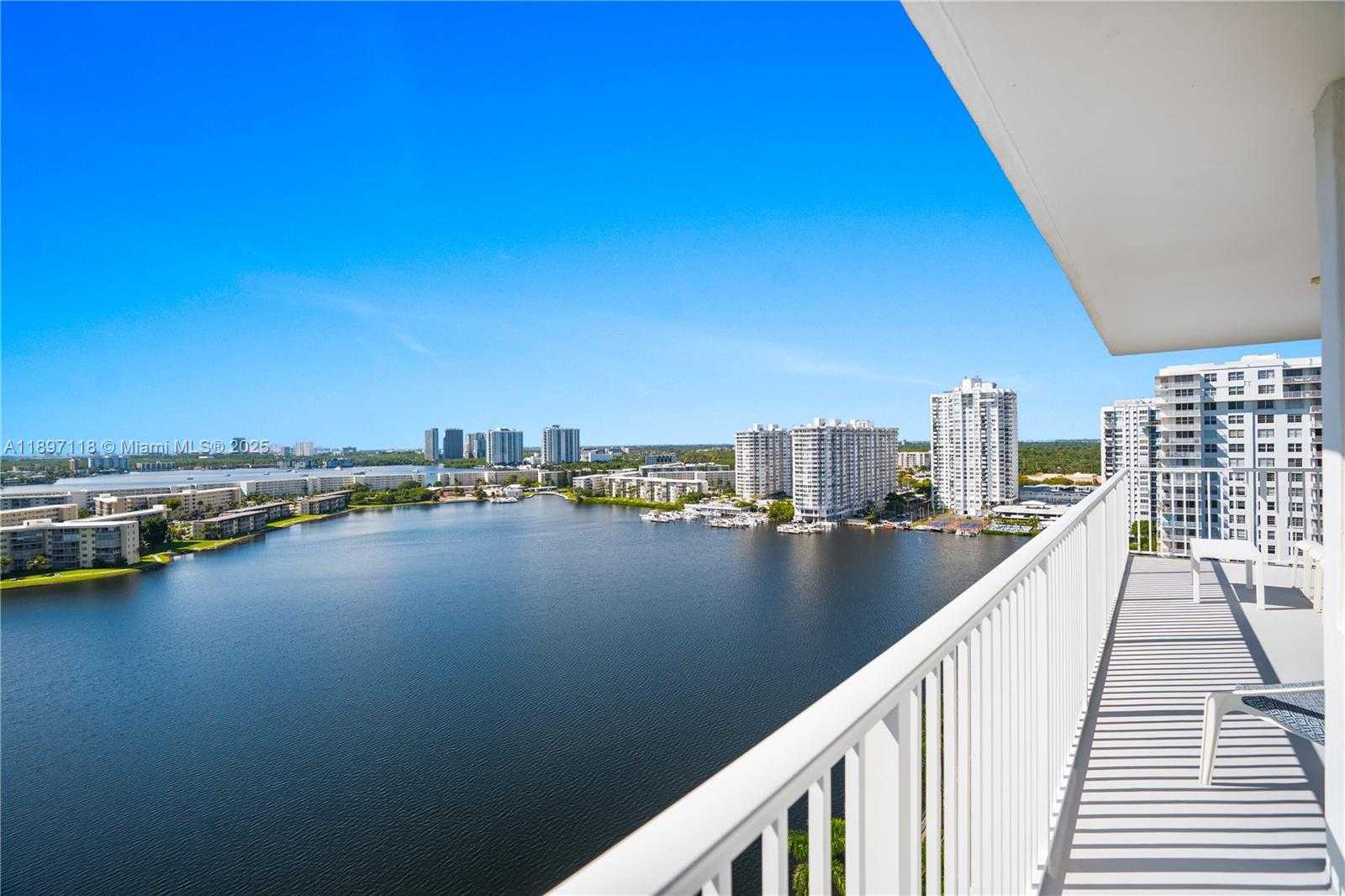 Small Image of 2851 NORTH EAST 183RD ST #1816E, Aventura Number 3