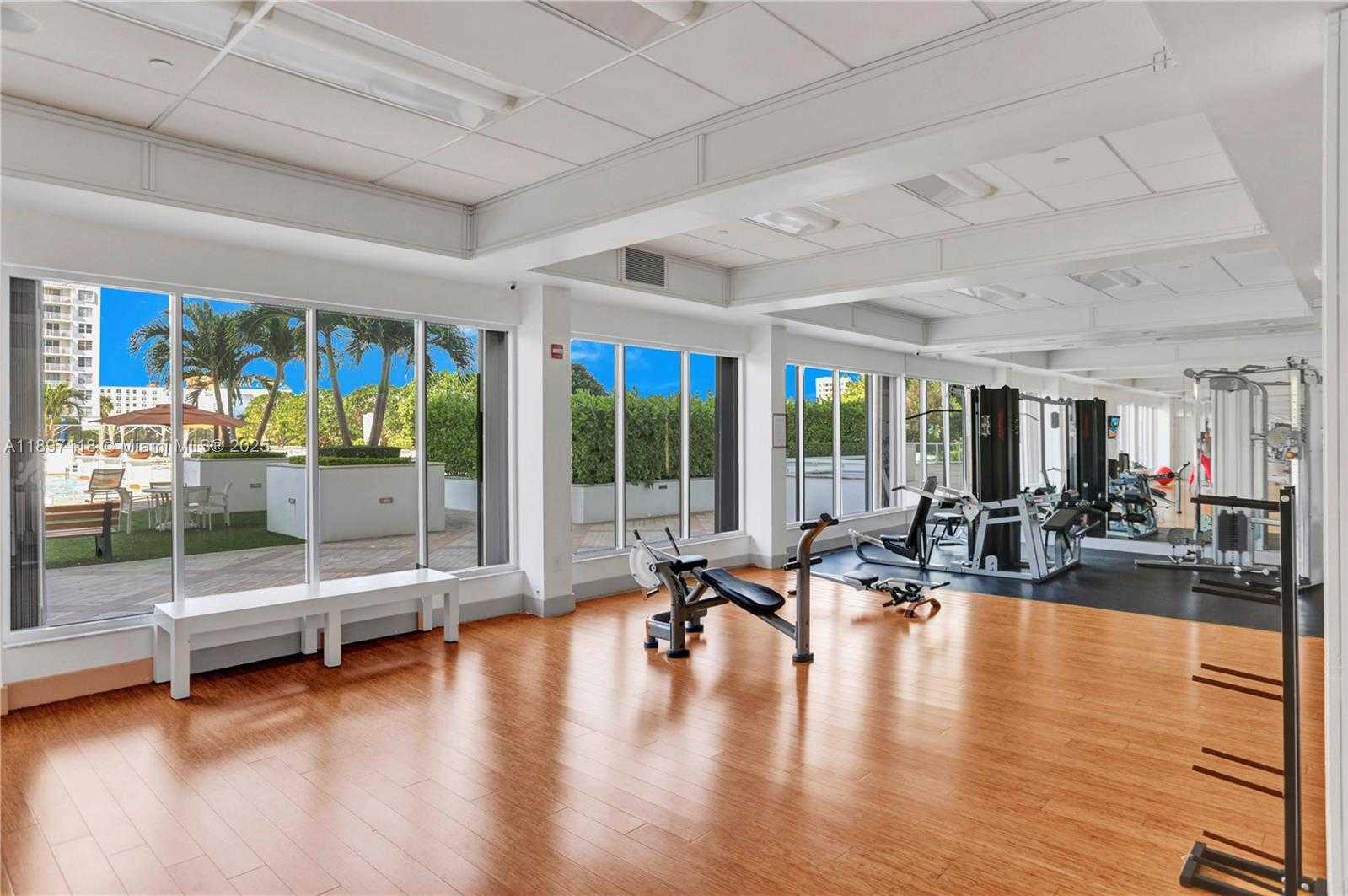 Small Image of 2851 NORTH EAST 183RD ST #1816E, Aventura Number 32