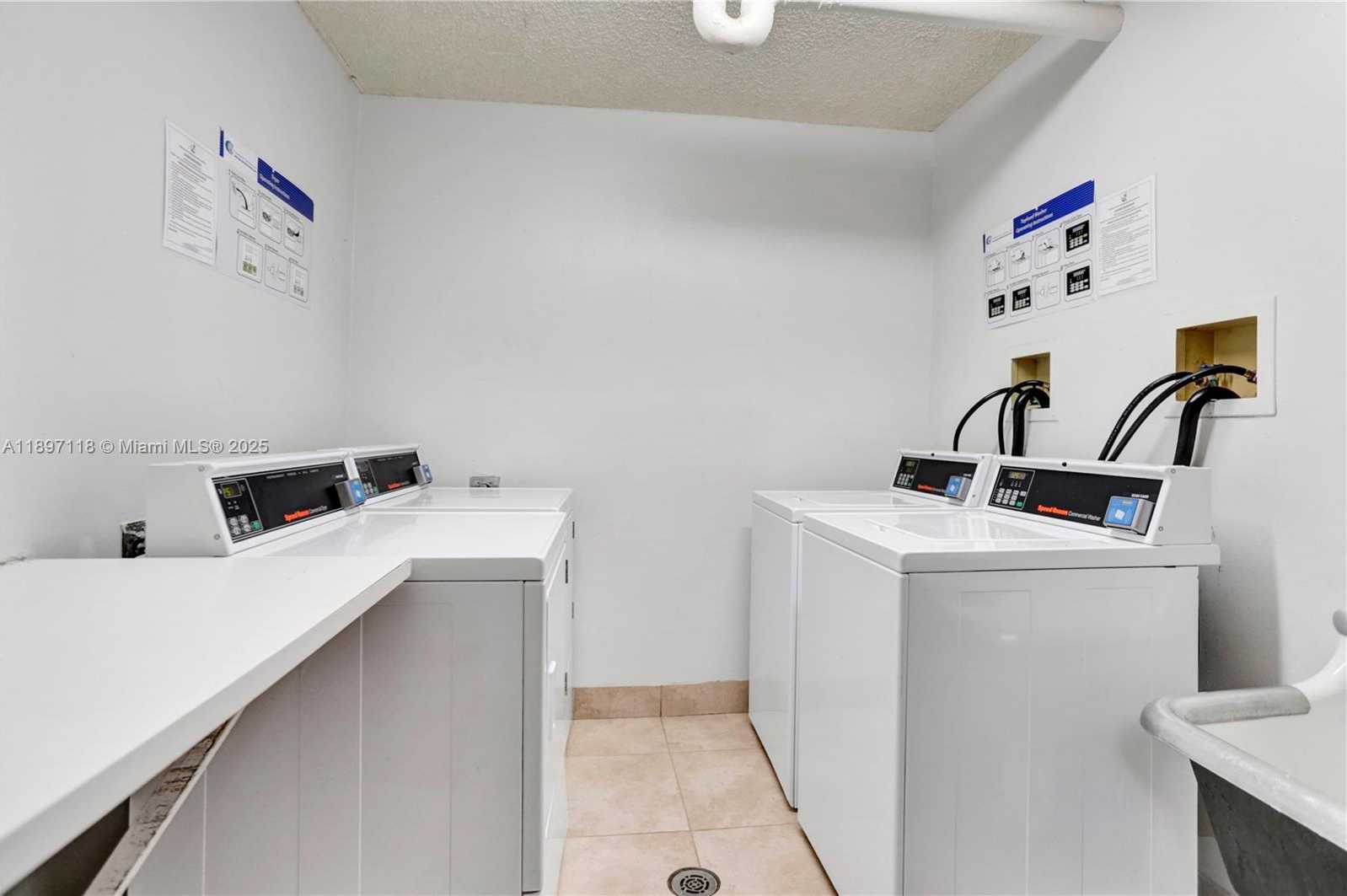 Small Image of 2851 NORTH EAST 183RD ST #1816E, Aventura Number 45