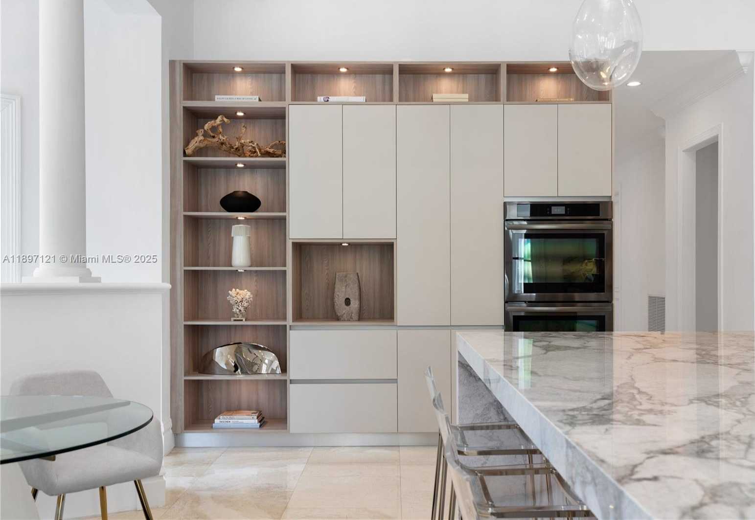 Small Image of 26 TAHITI BEACH ISLAND RD, Coral Gables Number 15