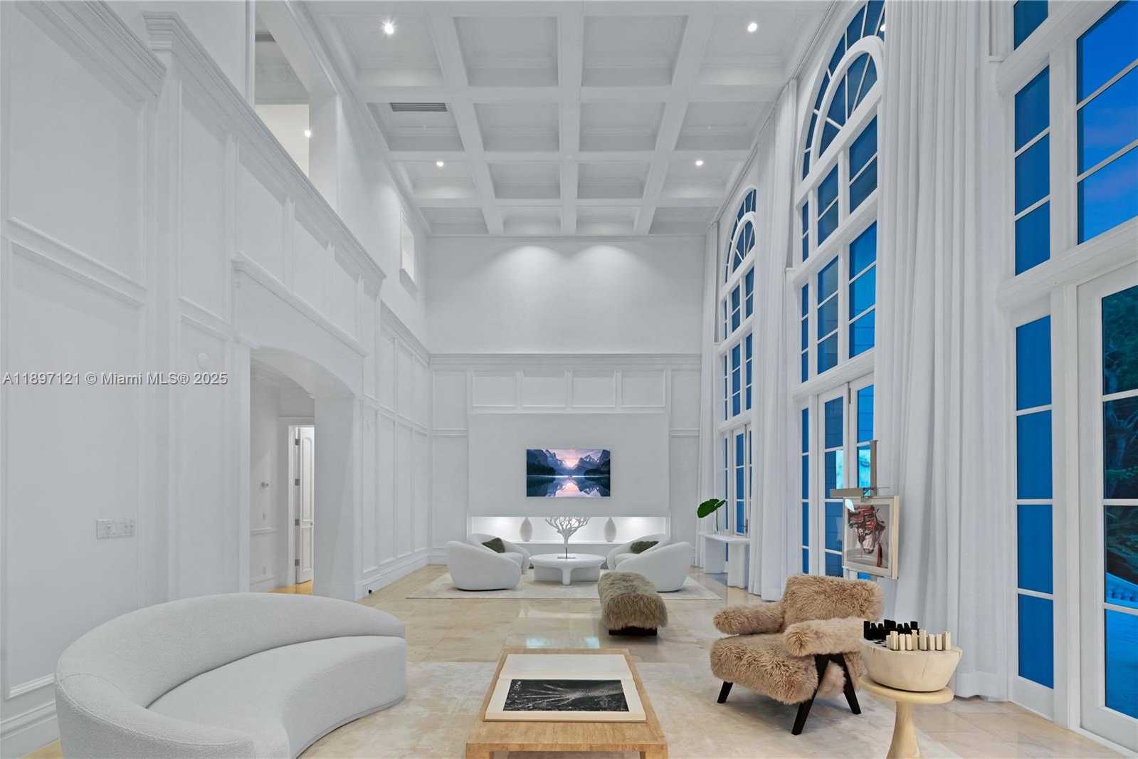 Small Image of 26 TAHITI BEACH ISLAND RD, Coral Gables Number 43