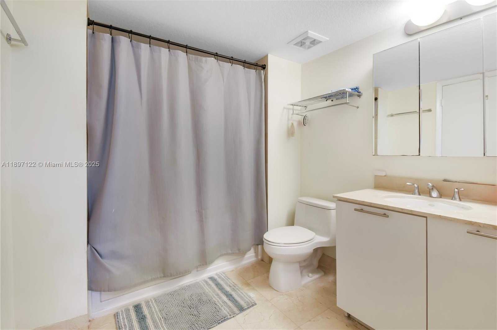 Small Image of 1800 NORTH BAYSHORE DR #2208, Miami Number 9