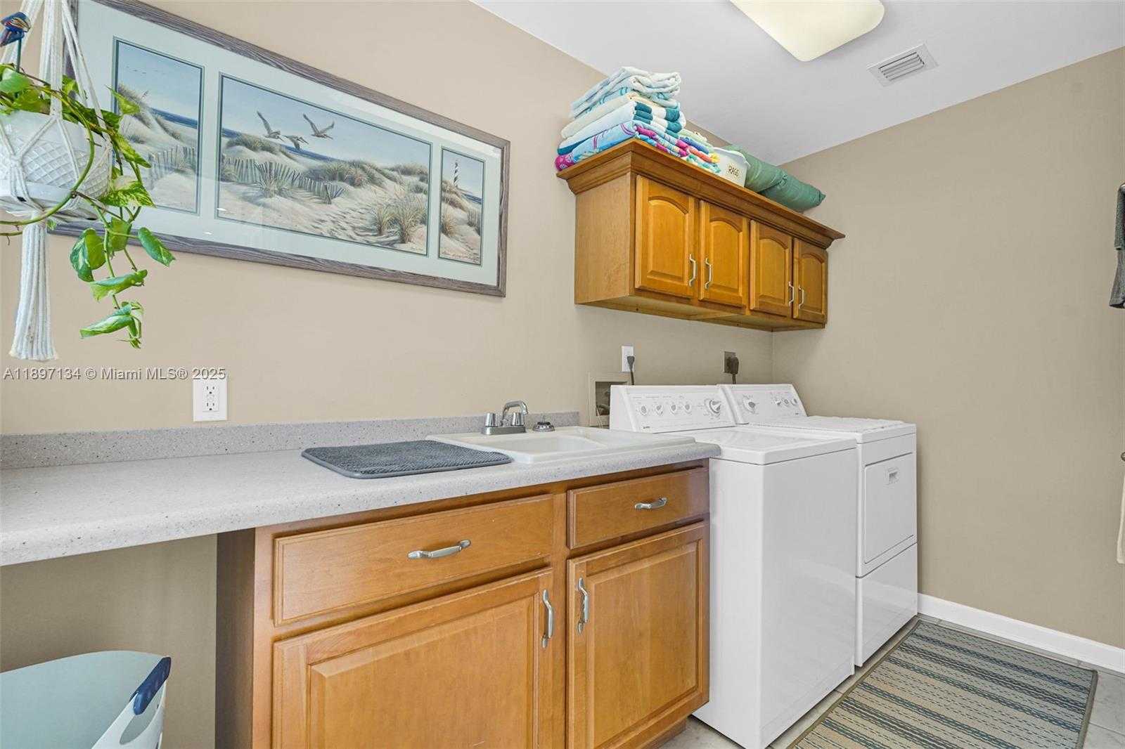 Small Image of 8220 SOUTH WEST 162ND ST, Palmetto Bay Number 16