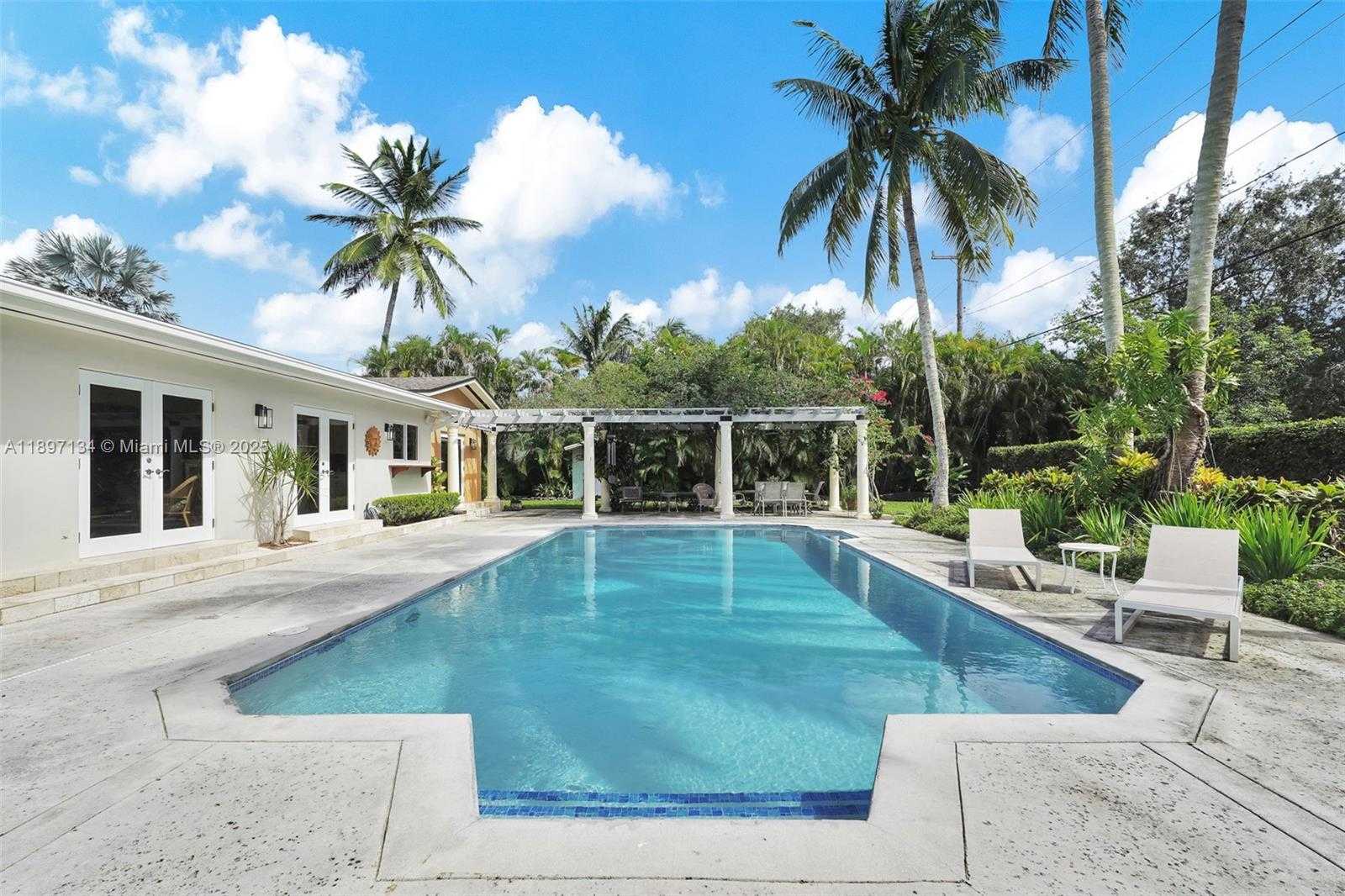 Small Image of 8220 SOUTH WEST 162ND ST, Palmetto Bay Number 21