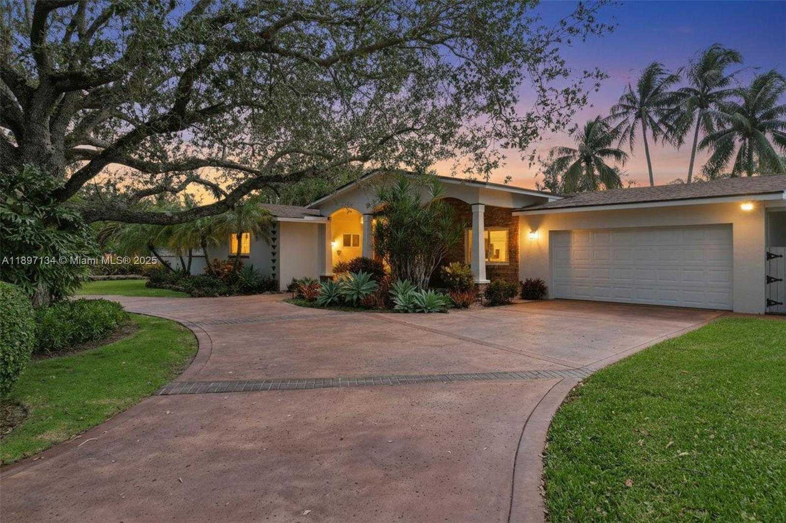 Small Image of 8220 SOUTH WEST 162ND ST, Palmetto Bay Number 26