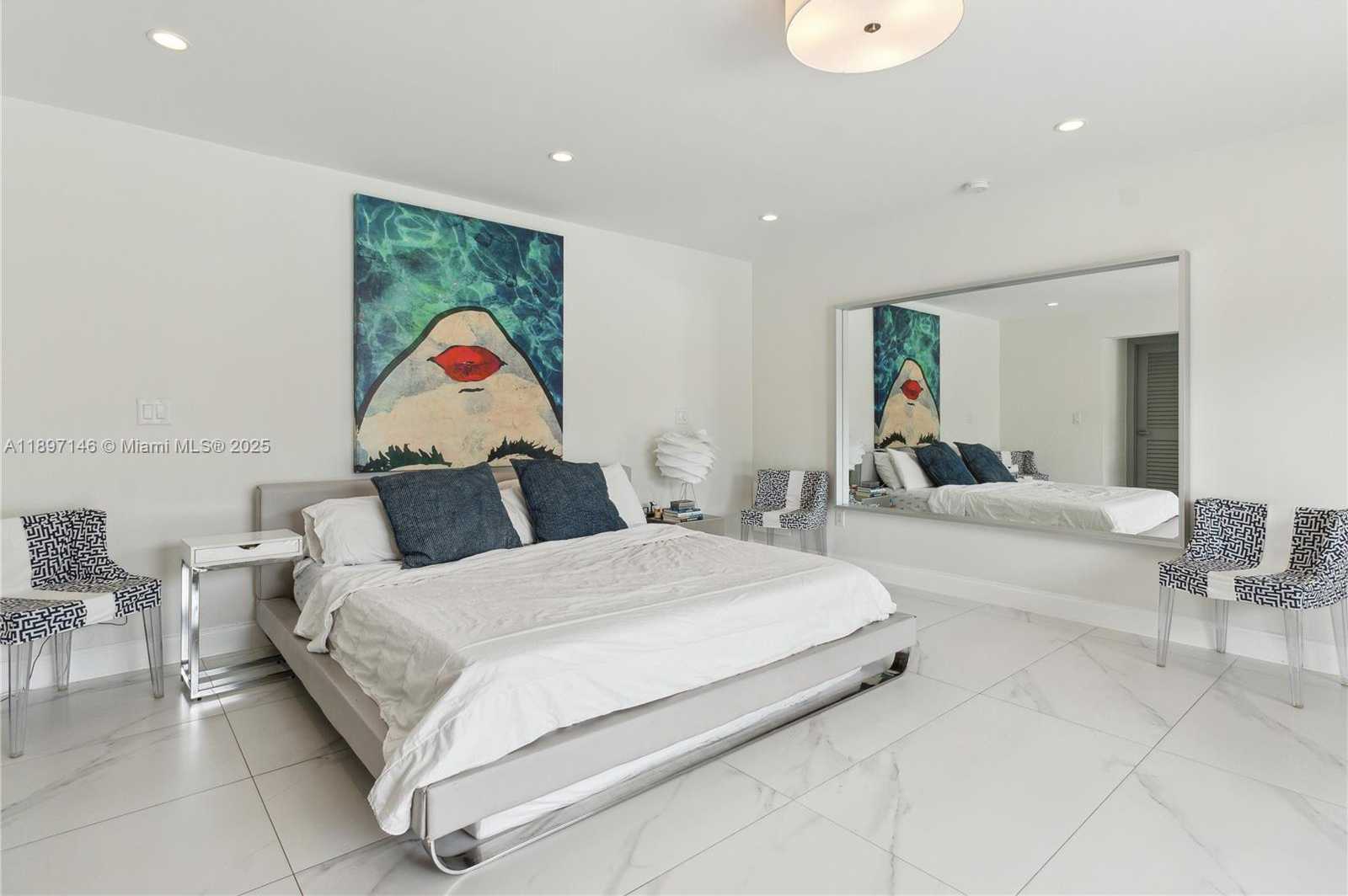 Small Image of 2240 MAGNOLIA DR, North Miami Number 18