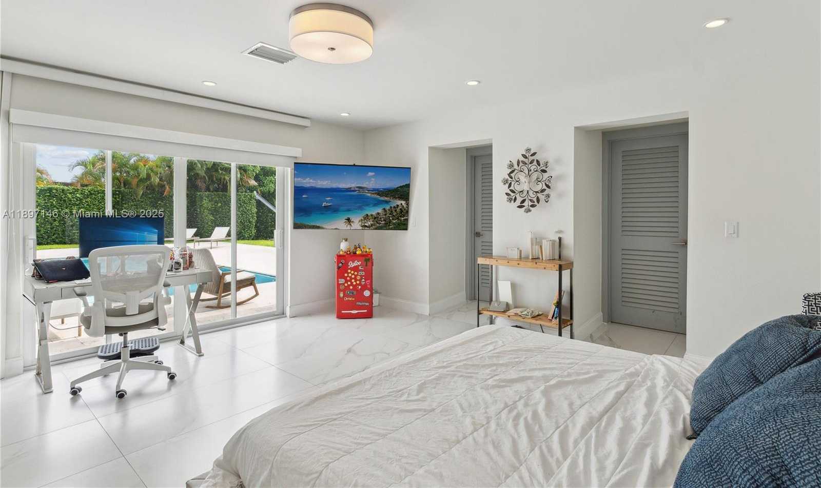 Small Image of 2240 MAGNOLIA DR, North Miami Number 19