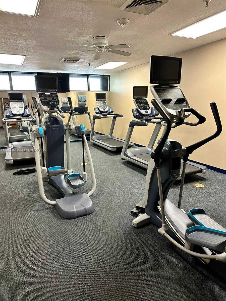 Small Image of 520 BRICKELL KEY DR #A605, Miami Number 19