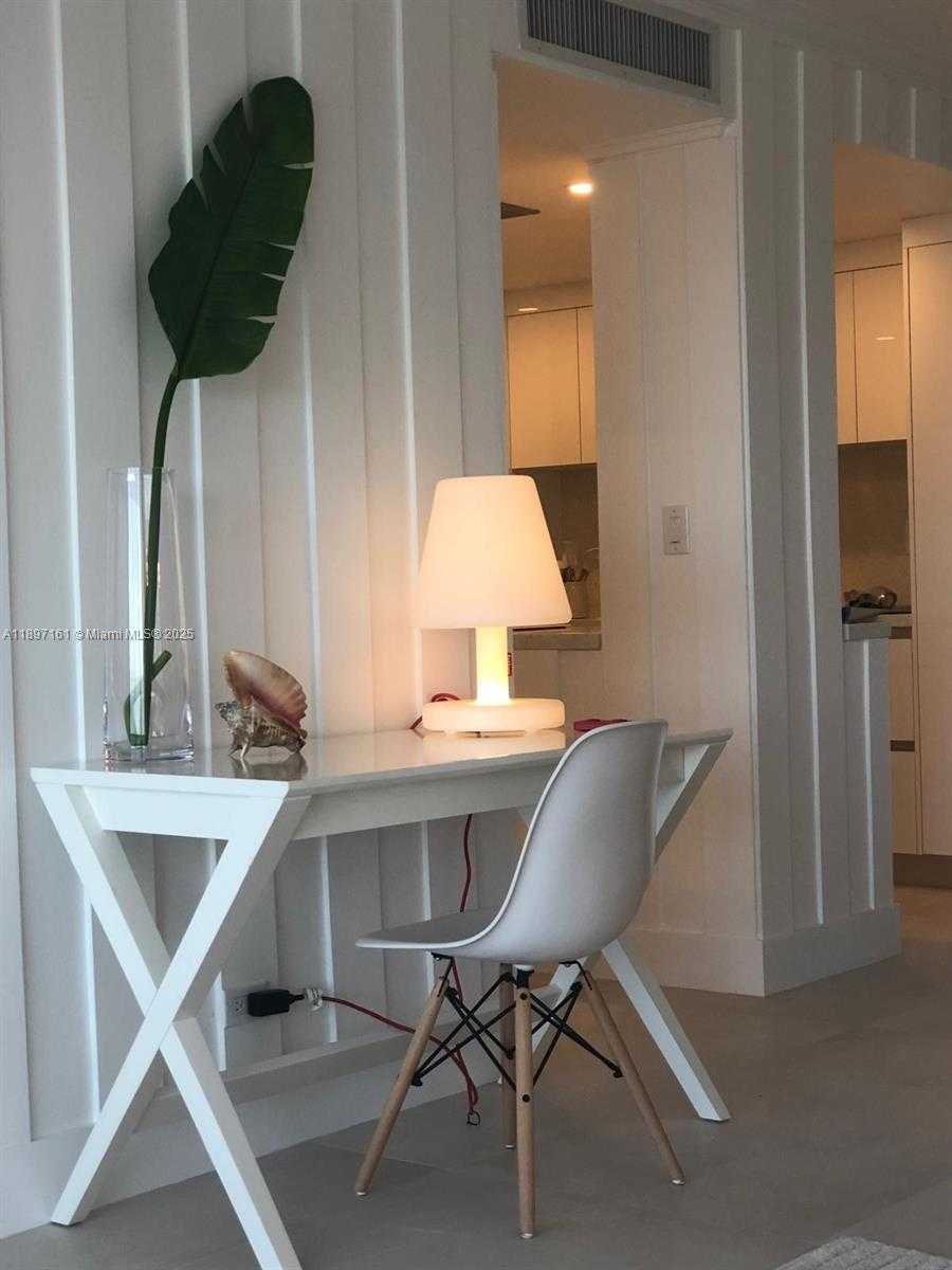 Small Image of 2451 BRICKELL AVE #16S, Miami Number 4