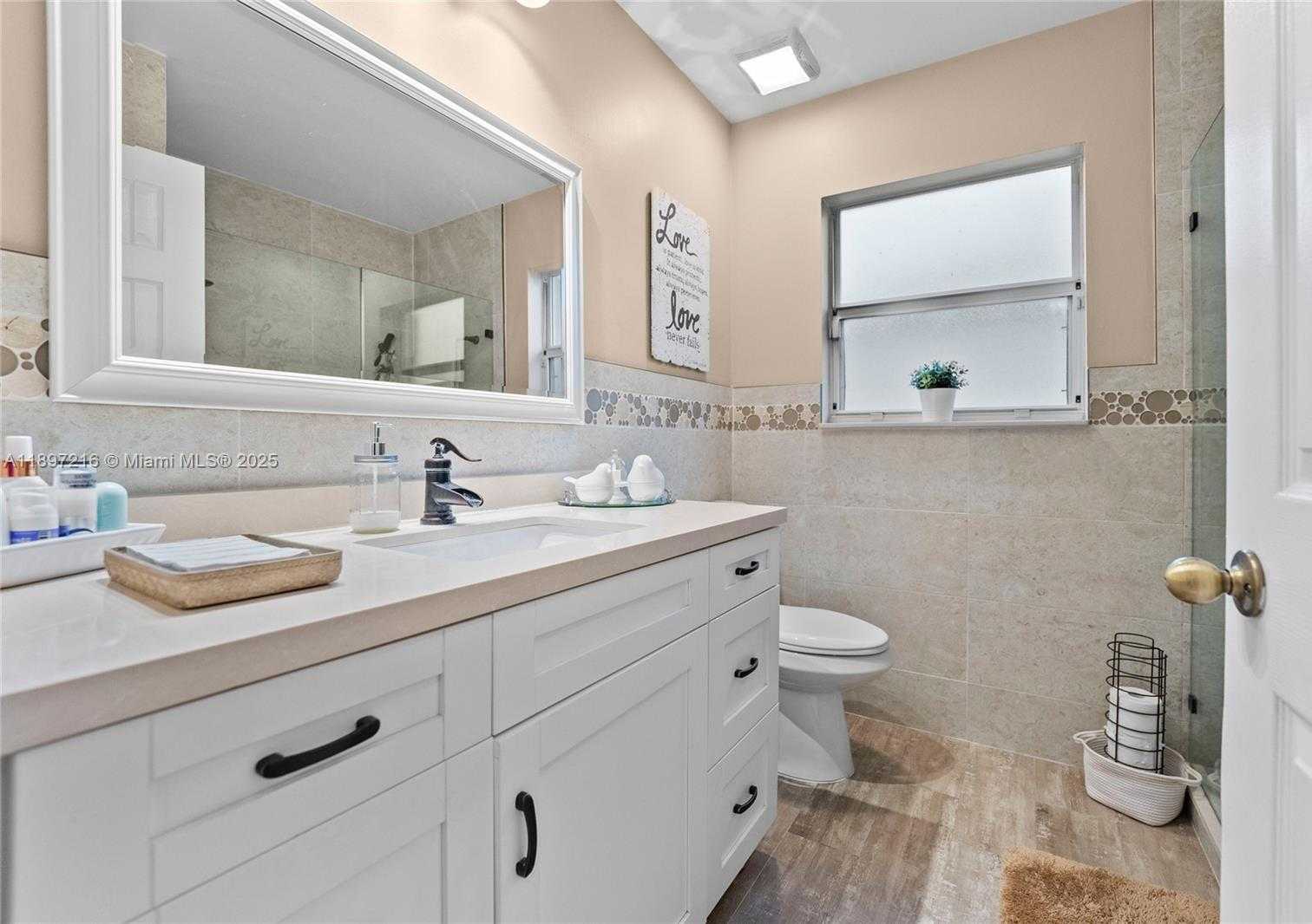 Small Image of 13925 SOUTH WEST 155TH CT #13925, Miami Number 16