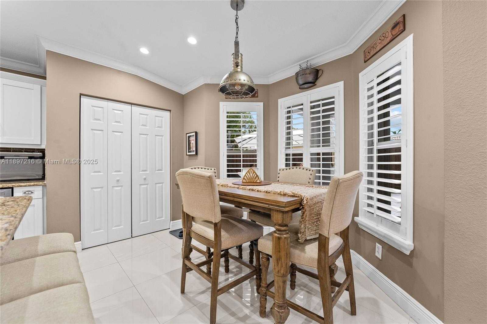 Small Image of 13925 SOUTH WEST 155TH CT #13925, Miami Number 35