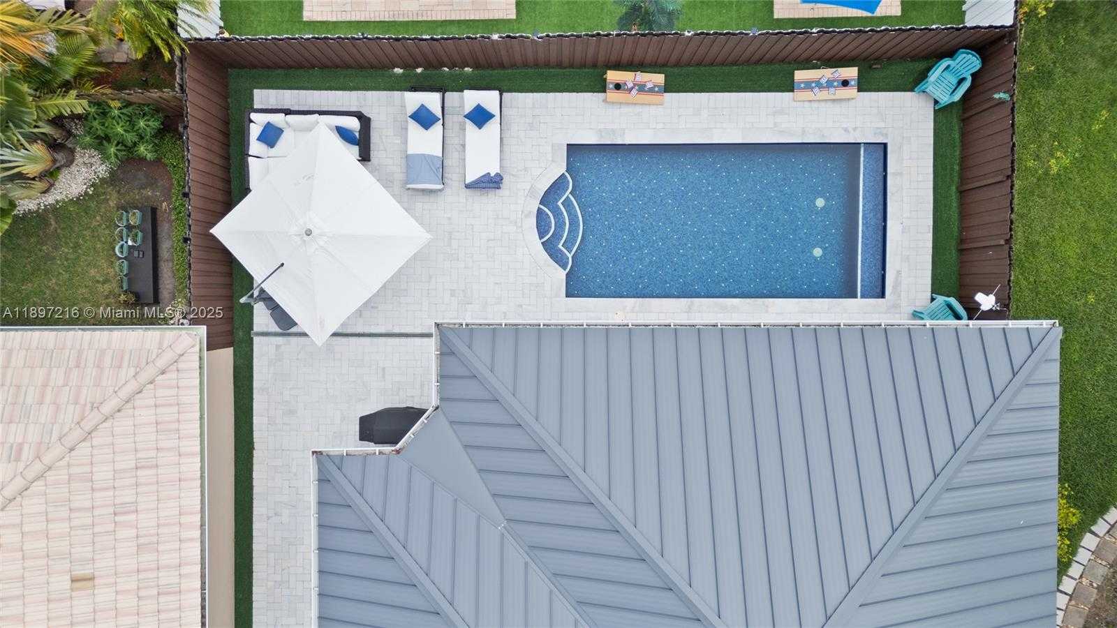 Small Image of 13925 SOUTH WEST 155TH CT #13925, Miami Number 4