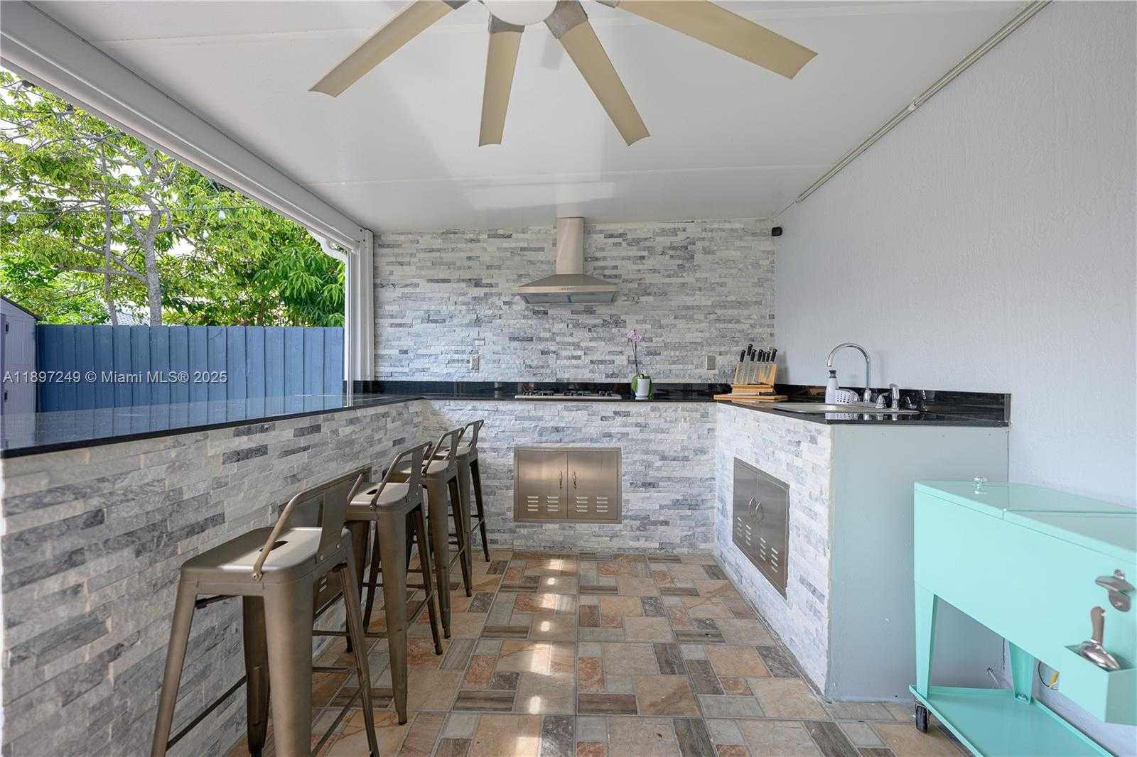Small Image of 18316 SOUTH WEST 145TH AVE, Miami Number 11