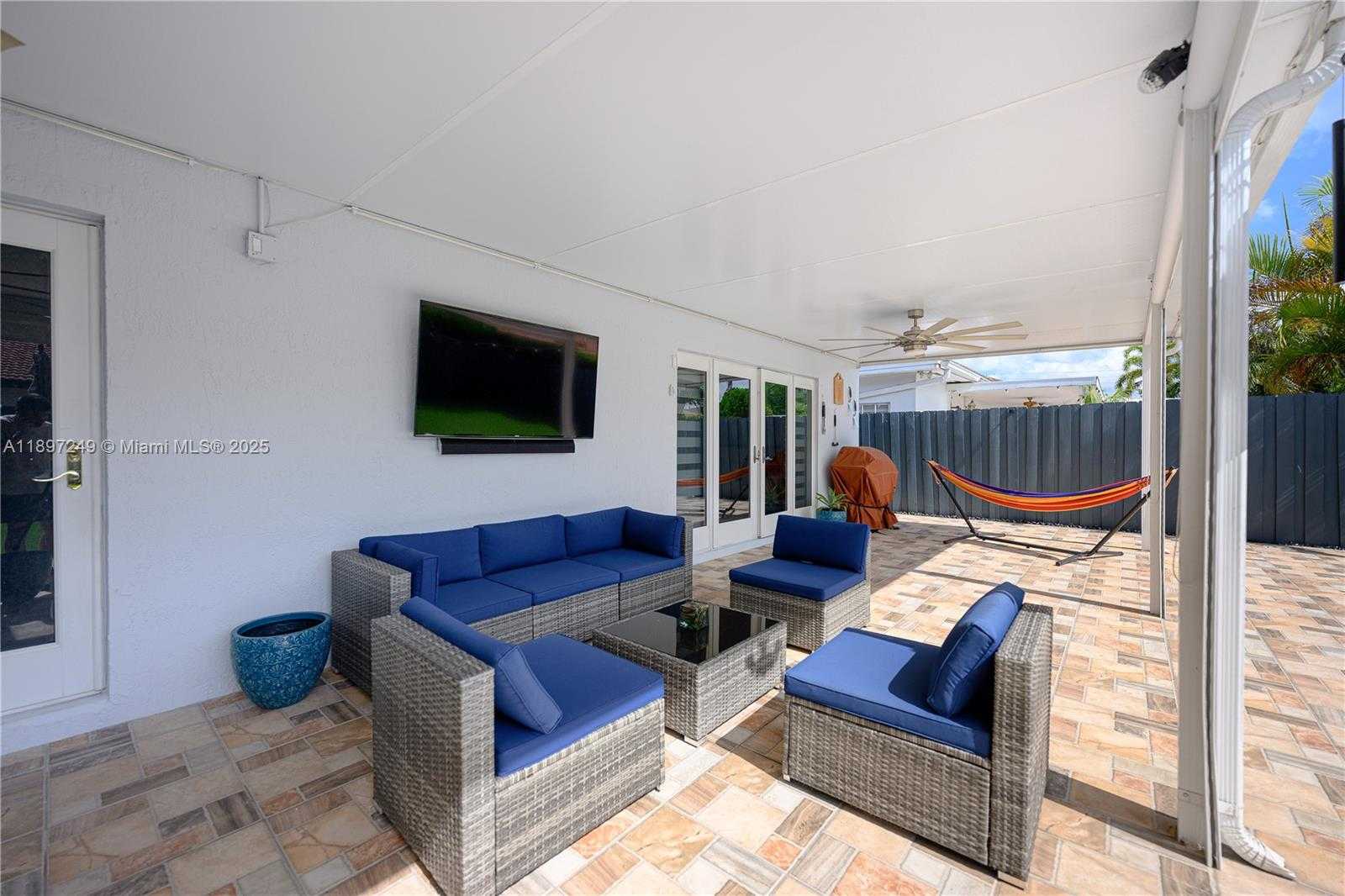 Small Image of 18316 SOUTH WEST 145TH AVE, Miami Number 13