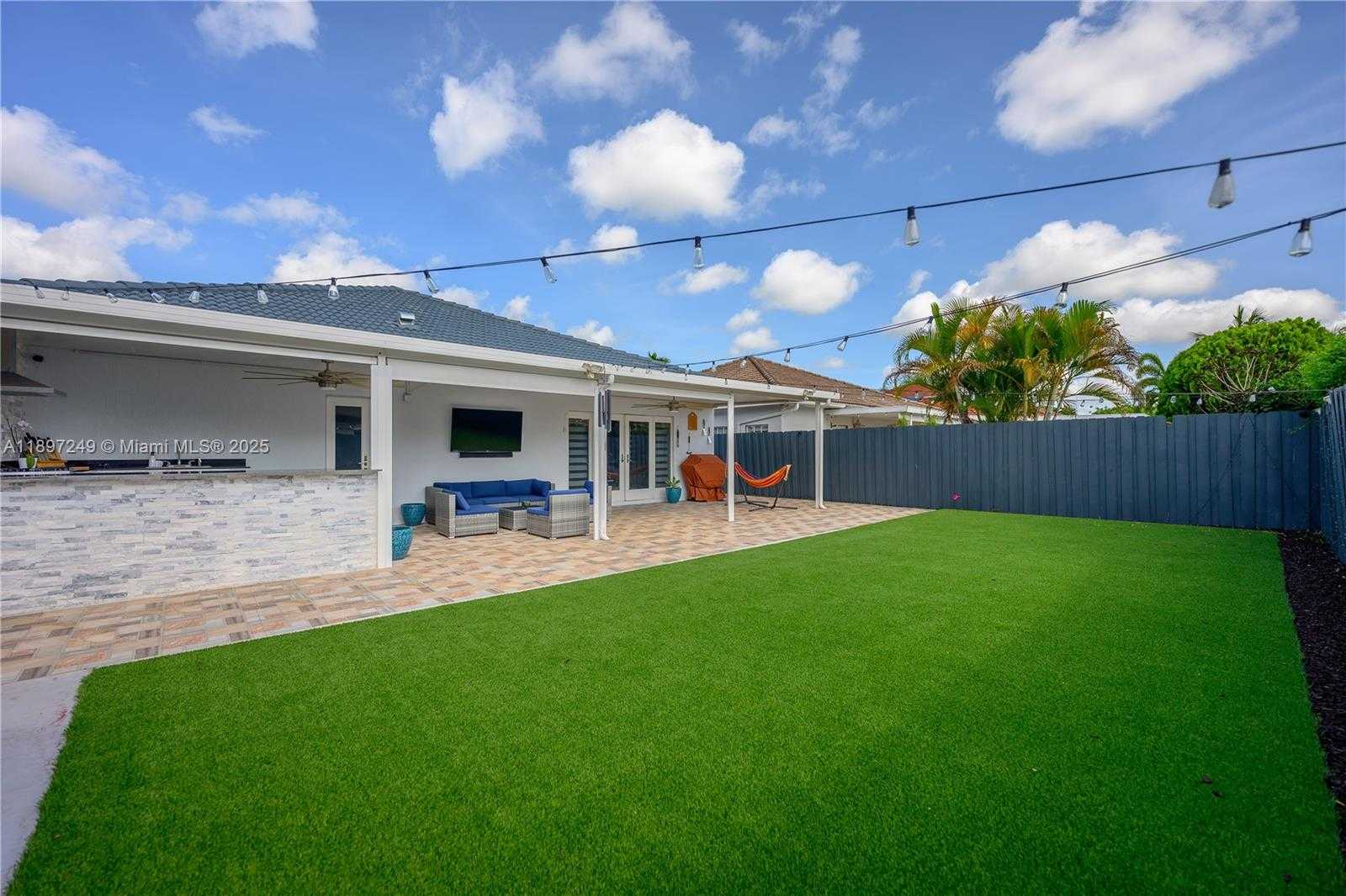 Small Image of 18316 SOUTH WEST 145TH AVE, Miami Number 20